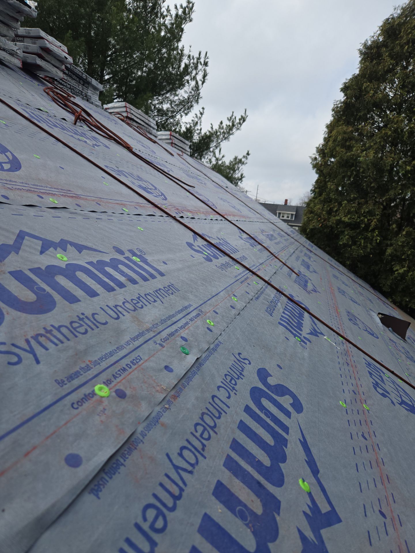 Rodney R: Atlas Pinnacle, Color, Burnt Hickory, Drip Edge, Color, Musket Brown by Eagle Eye Roofing