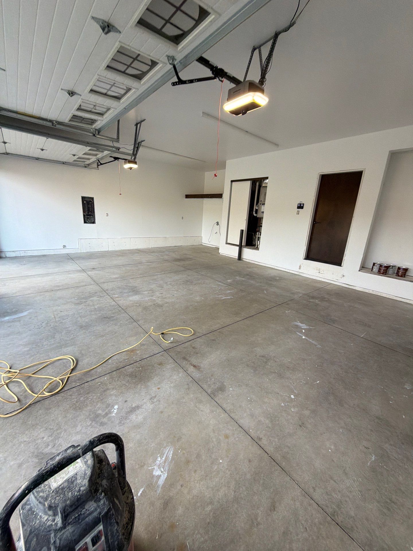 Polyaspartic Garage Floor Coating with Vinyl Flakes in Hayden by Croc Coatings, LLC