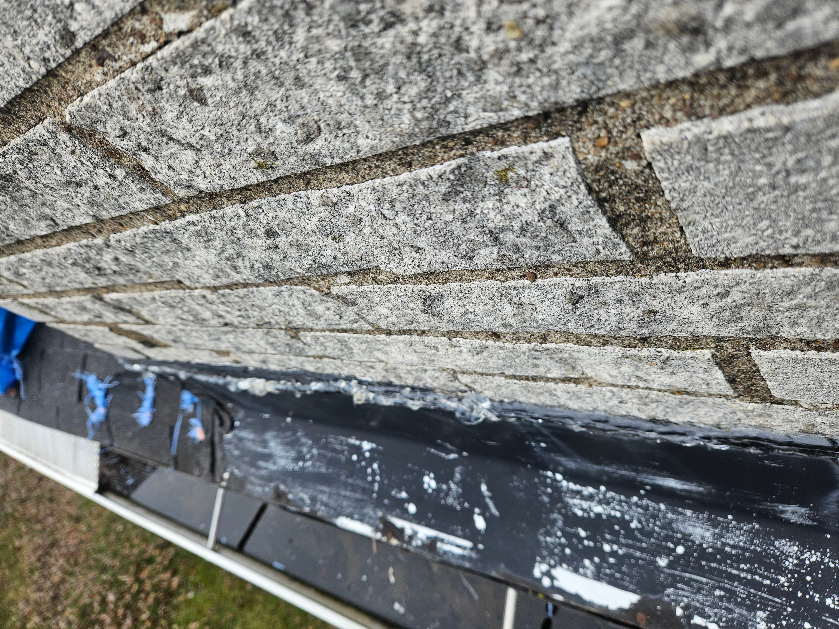 EMERGENCY TARPING ROOF BEFORE STORM using TARP by Absolute Roofing and Construction
