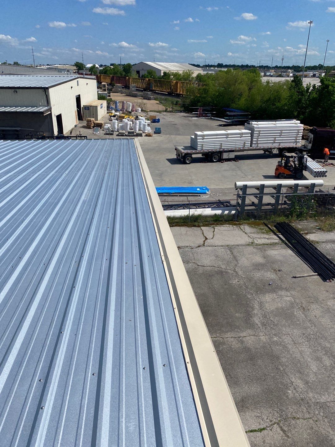 Metal Roof Project in Tulsa by Decor Roofing & Restoration