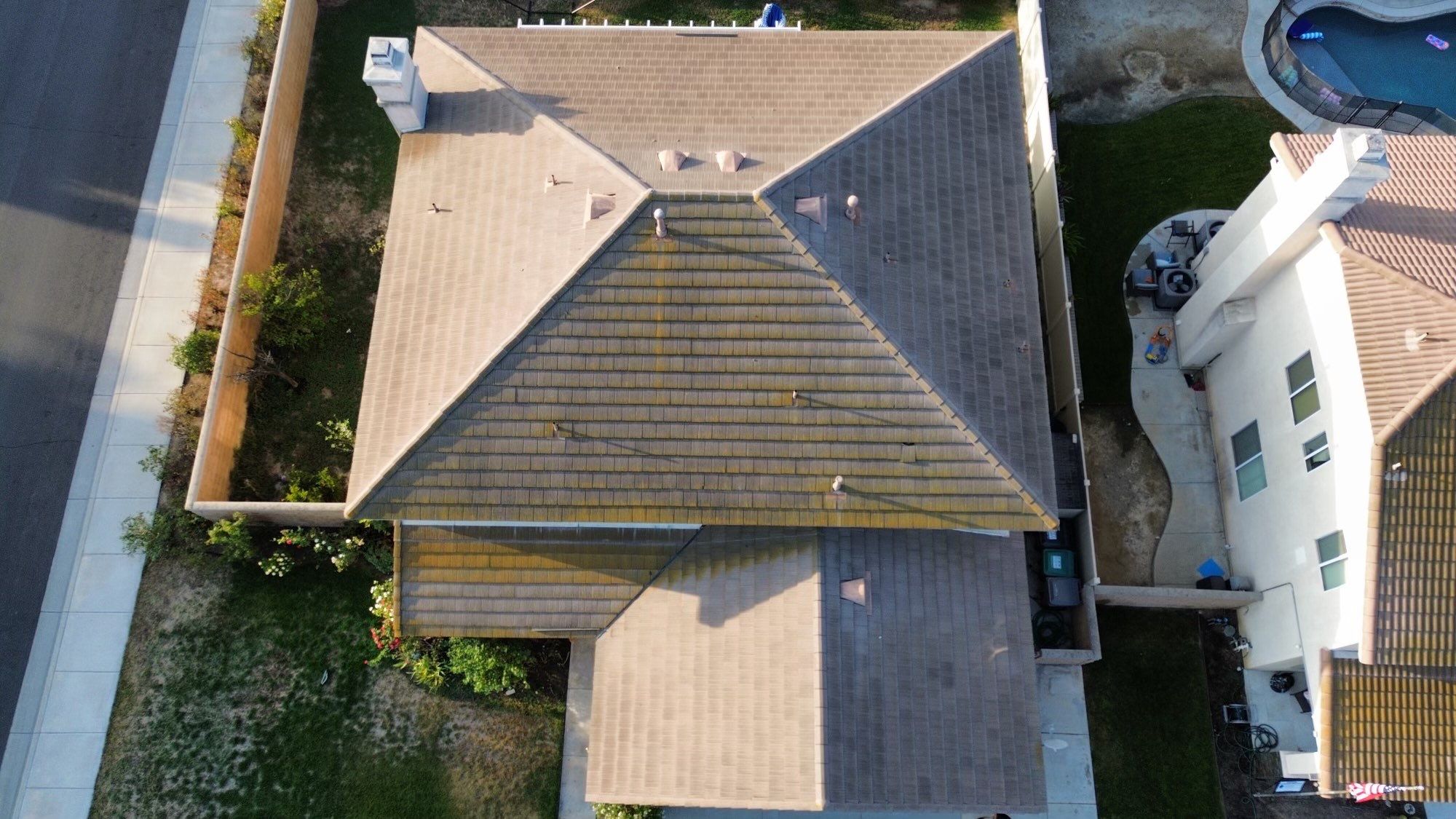 Roof Cleaning by Pirate Pete’s Power Washing