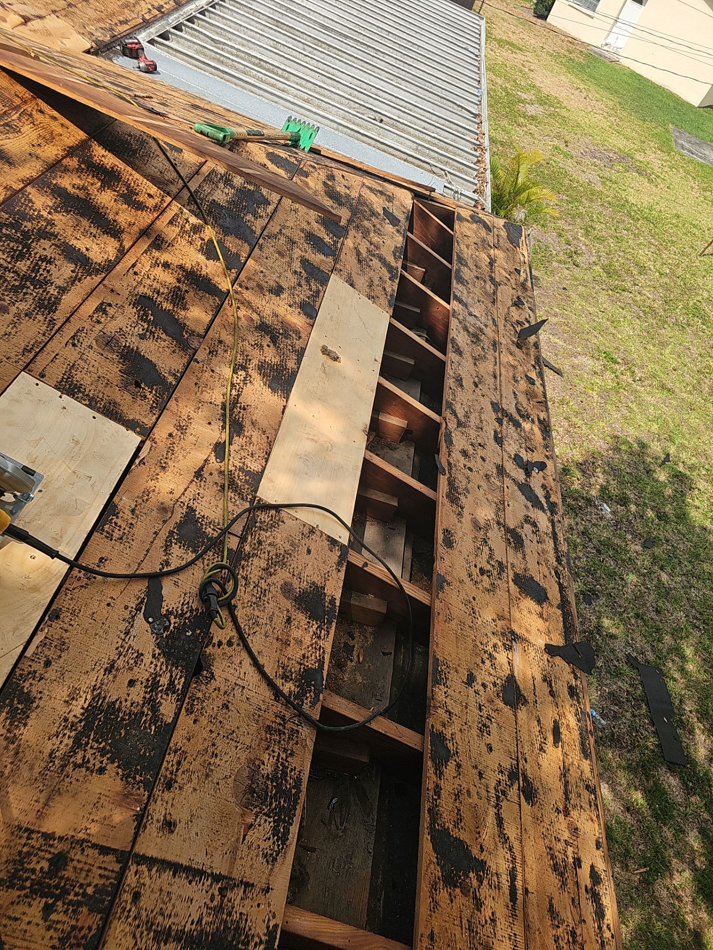 Project in St. Petersburg 33705 by Mitchell Roofing Company LLC 
