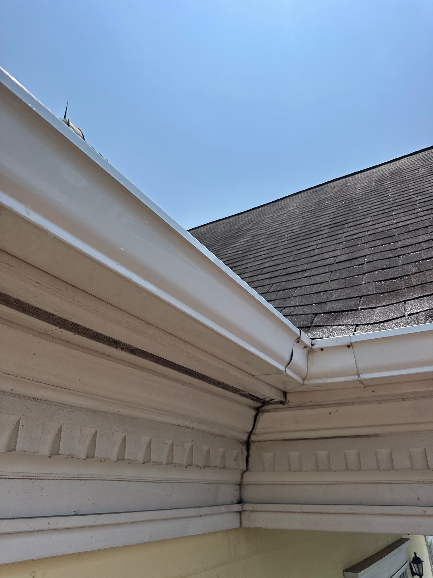 Commercial Exterior Painting Services for Mainstreet Bank in Leesburg, VA by My Painter 