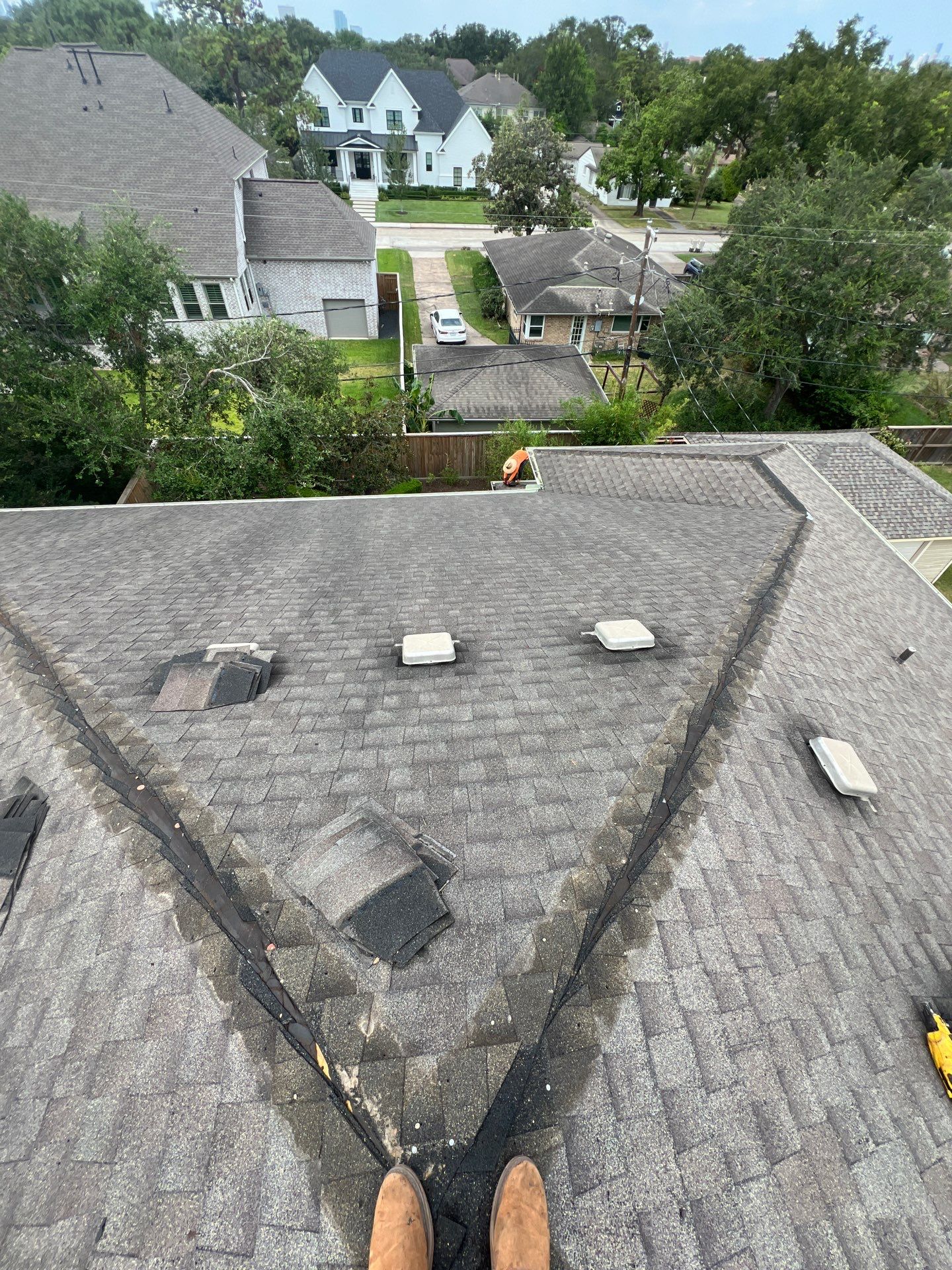 Hail Damage using Owen's Corning Duration (Lifetime) Shingles by Roof Repair Company