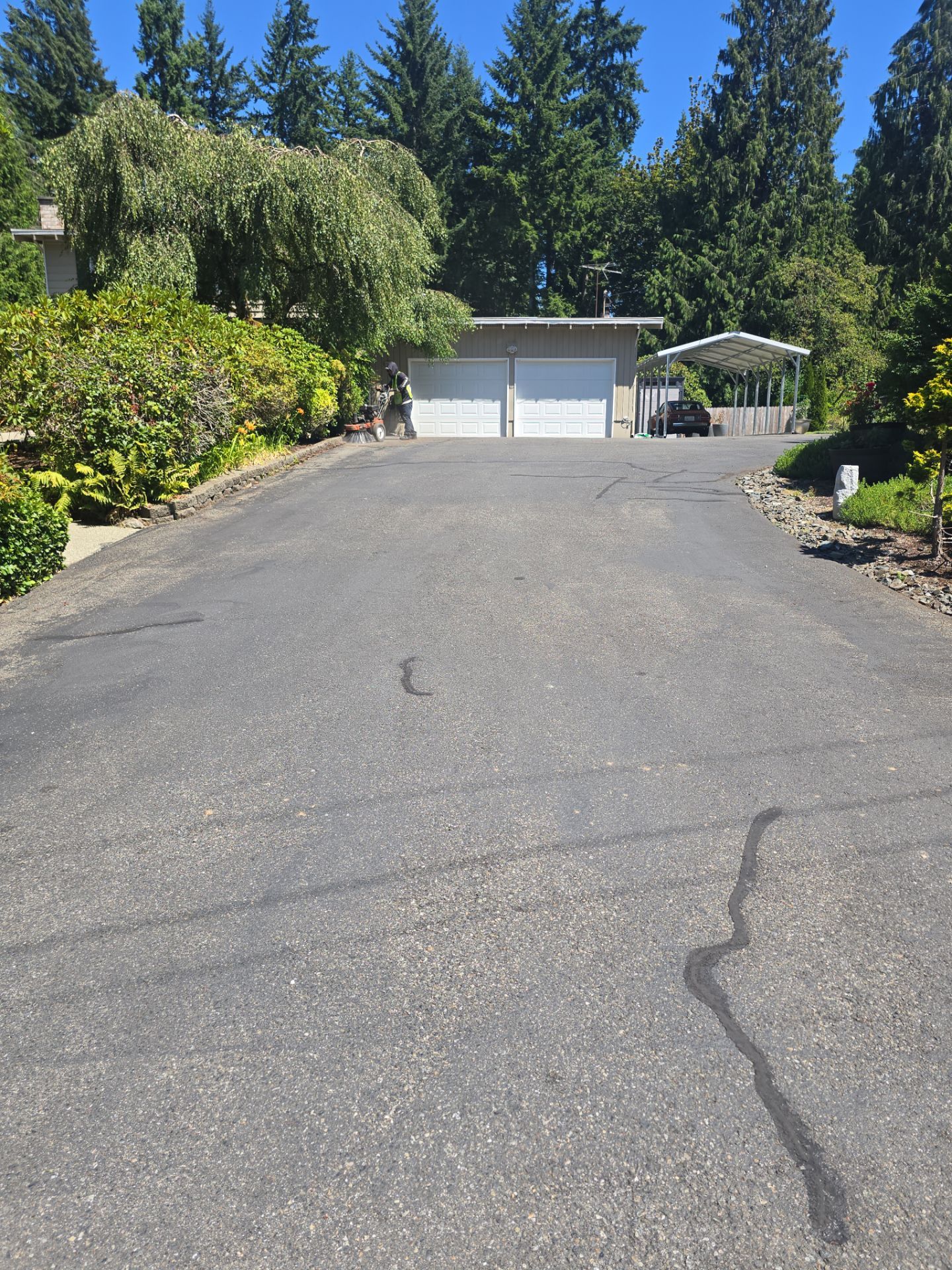 Driveway Sealcoat Repair | Woodinville  by Jireh Asphalt & Concrete Inc 