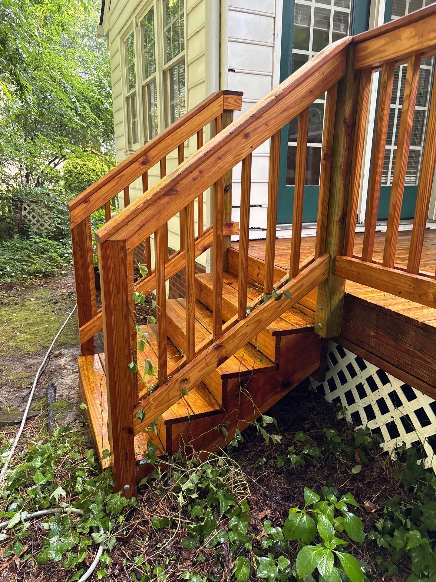 Wood Deck using Wood Sealant by DuraSeal