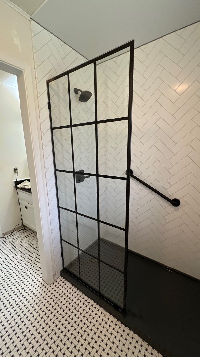 Bulverde Black & White Bathroom Update by Legacy Bath and Kitchen 