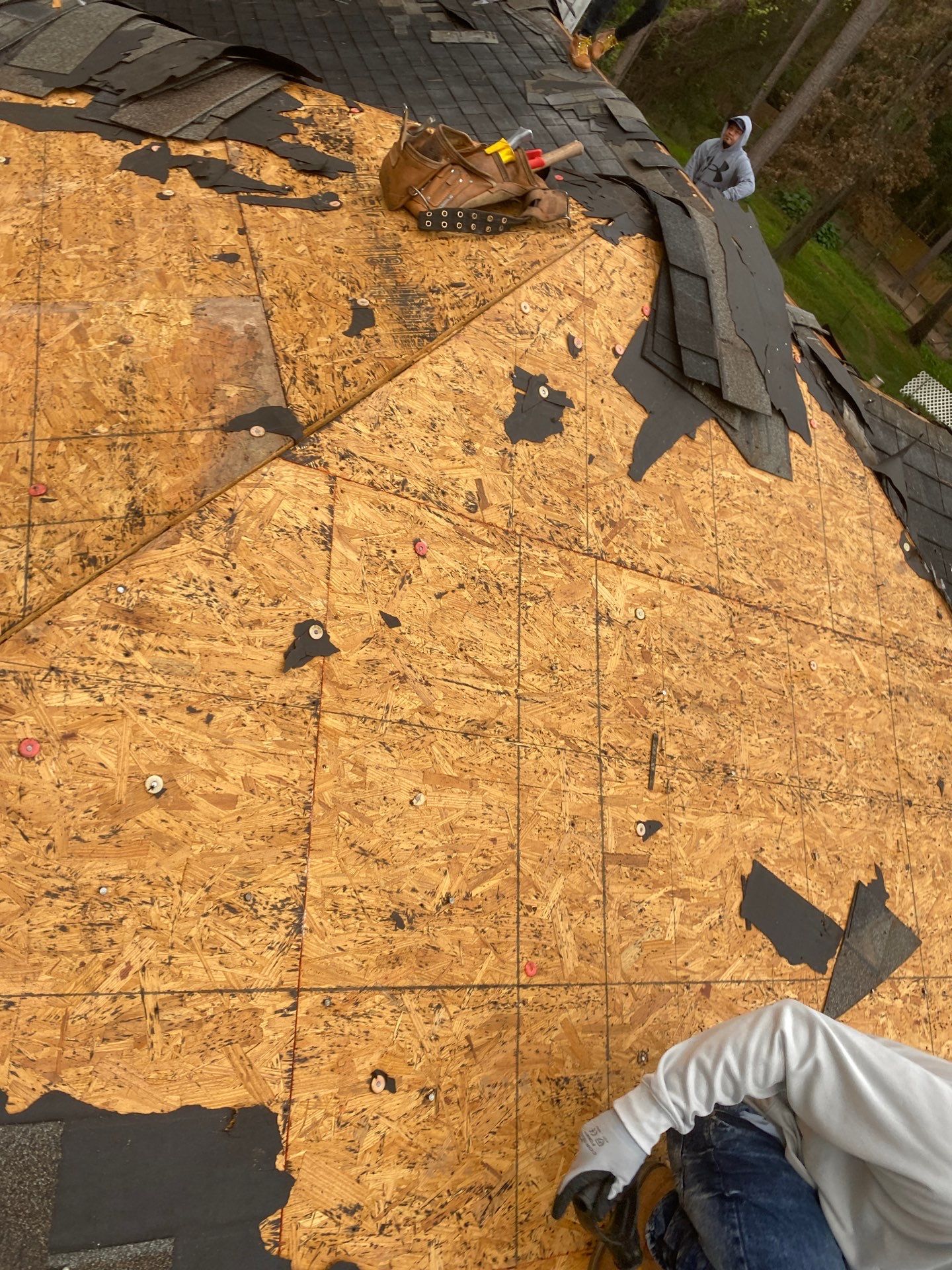Residential Roofing Installation using Owen's Corning Duration (Lifetime) Shingles by Roof Repair Company