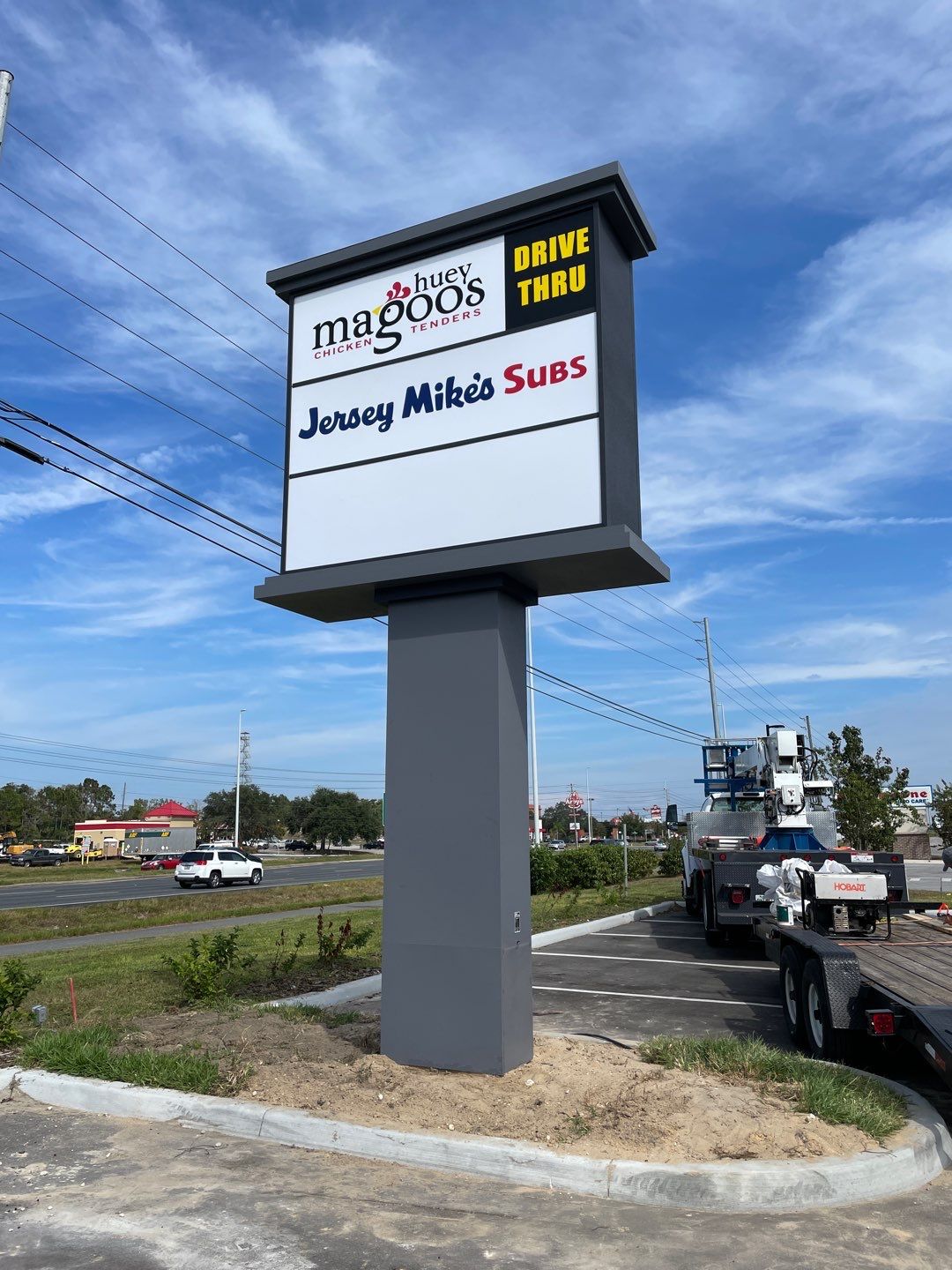 Pylon Sign for Huey Magoos Brooksville by SignCrafters