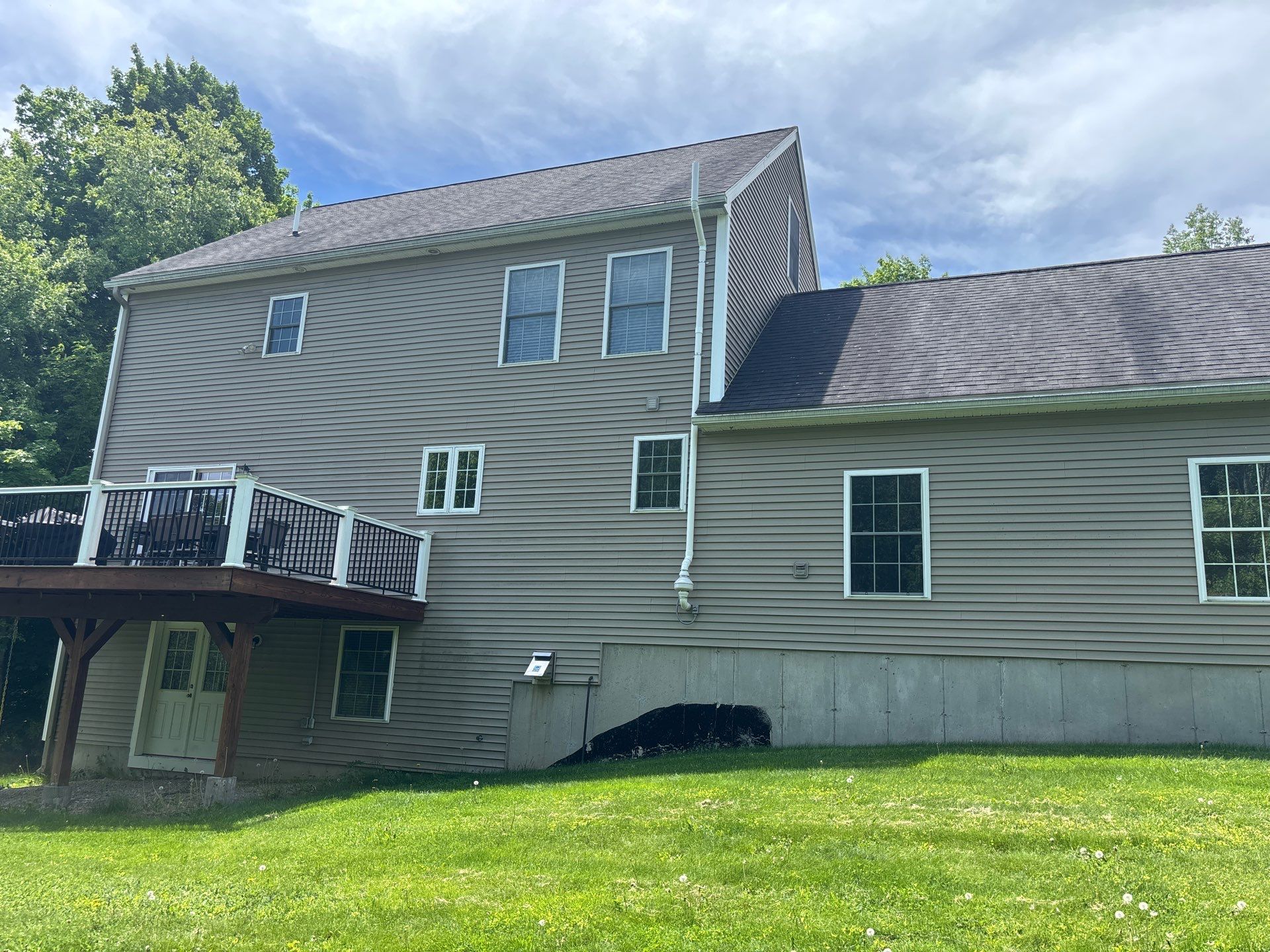 Rochester, NH – One-Day Roof Replacement by Tall pine roofing