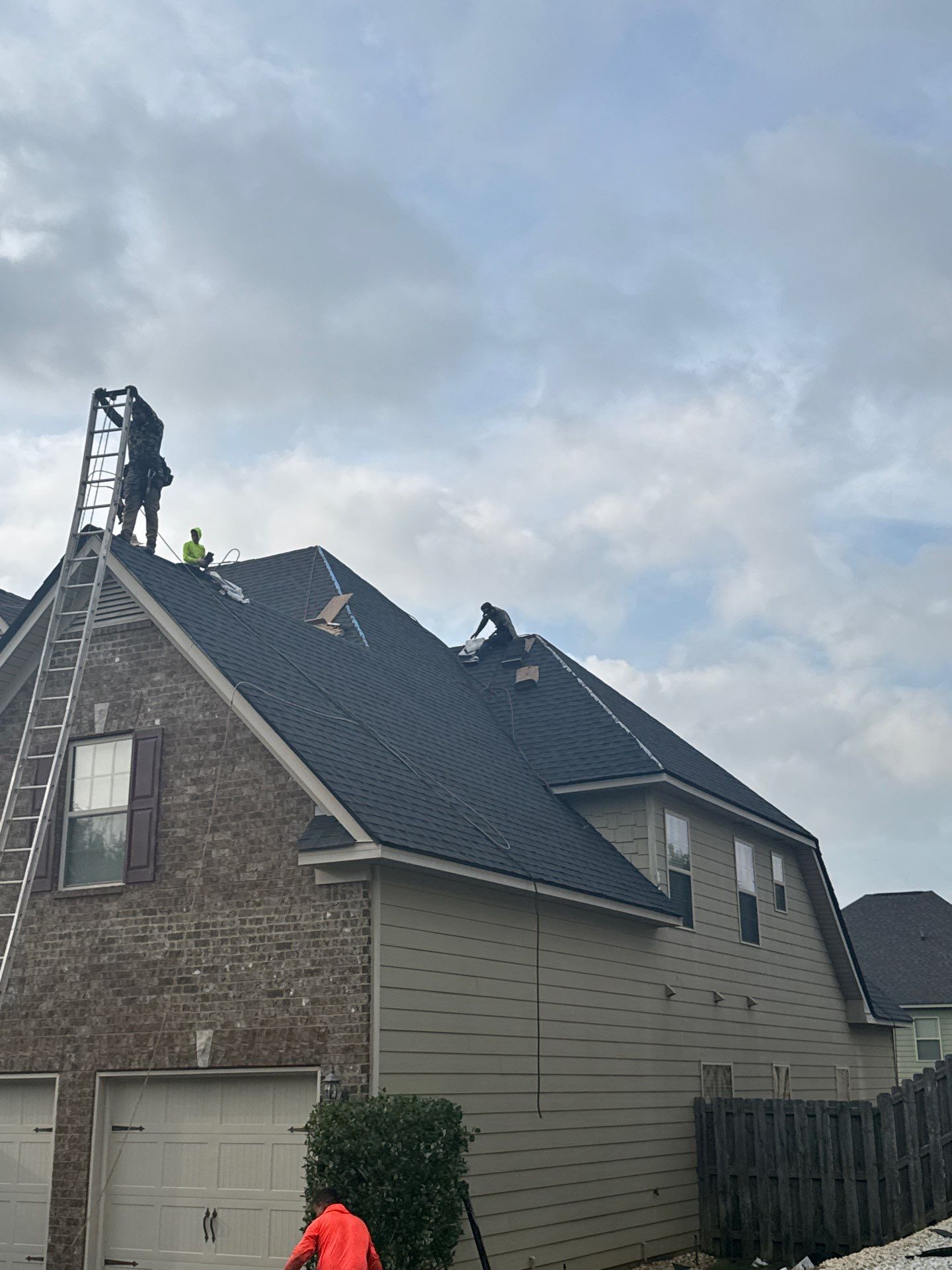 Residential Roof Replacement using ATLAS PROLAM BLACK SHADOW by Elite Roofing LLC