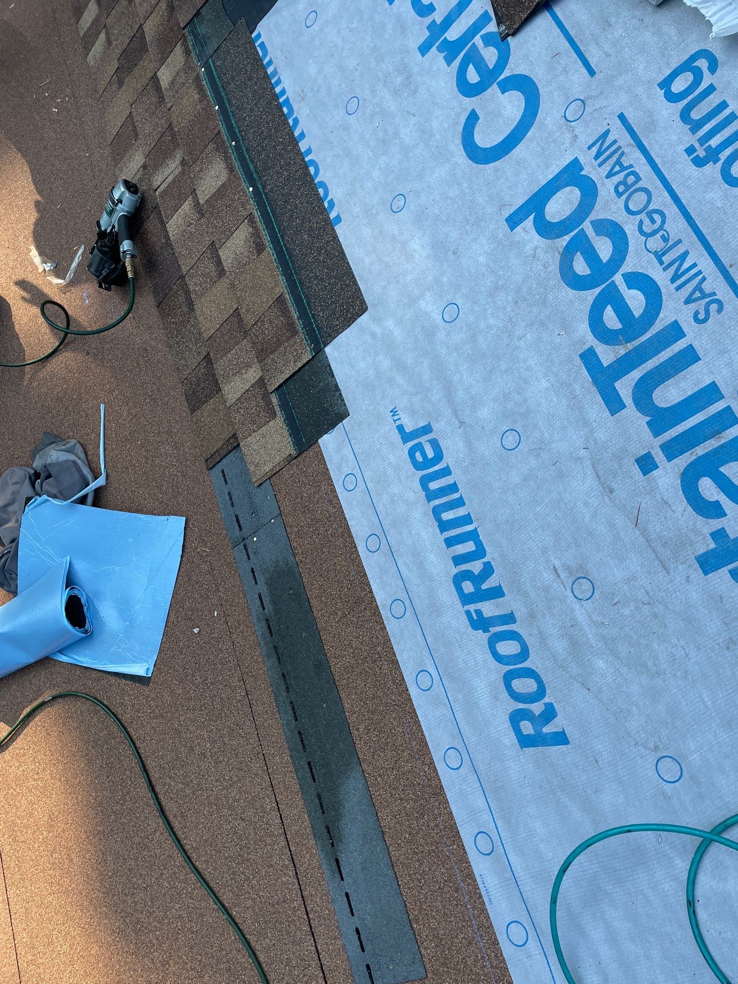 CertainTeed Northgate Max Def Resawn Shake by 180 Contractors