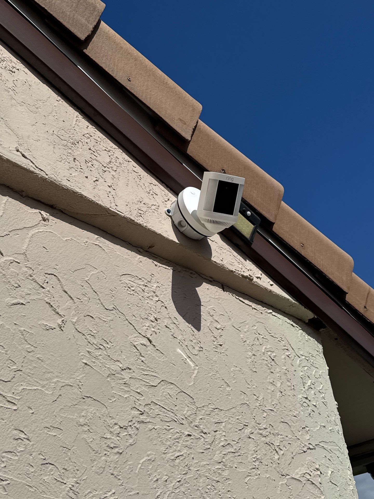 Home Security Camera and Flood light Install in Orlando by Smartron Electric
