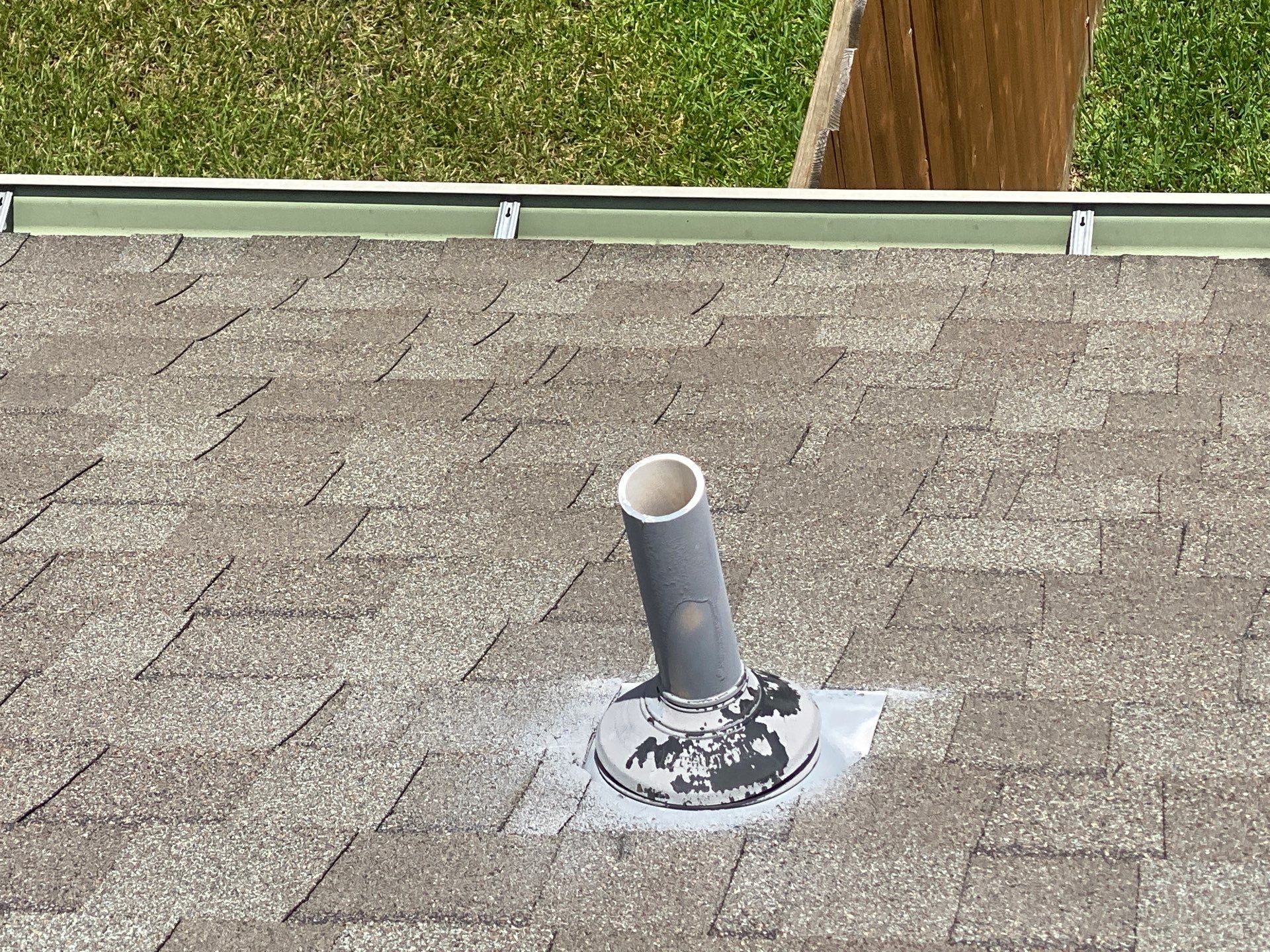 Hail Damage using Owen's Corning Duration (Lifetime) Shingles by Roof Repair Company