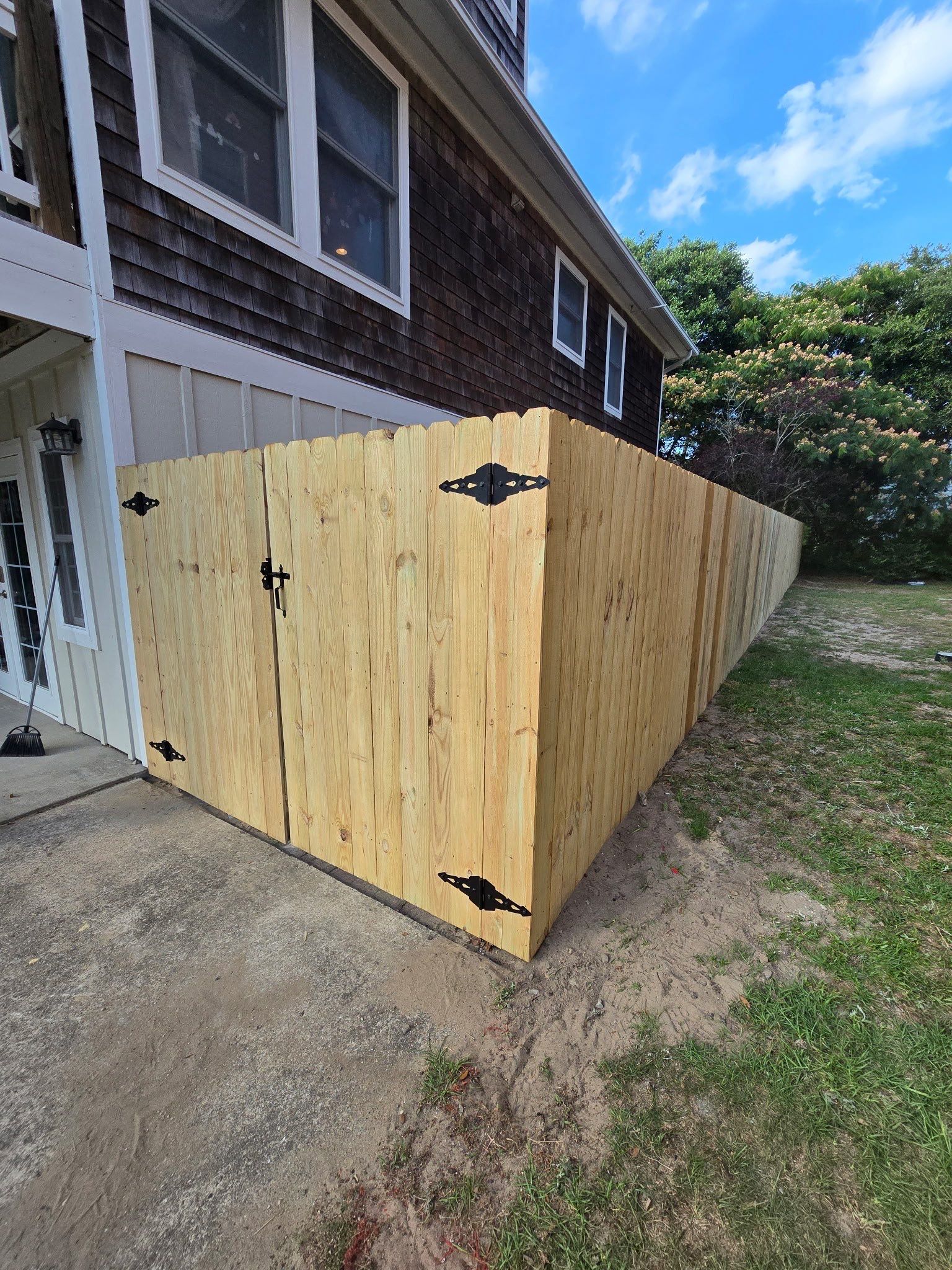 A Fresh Boundary for a Beautiful Home by Tidewater Fence