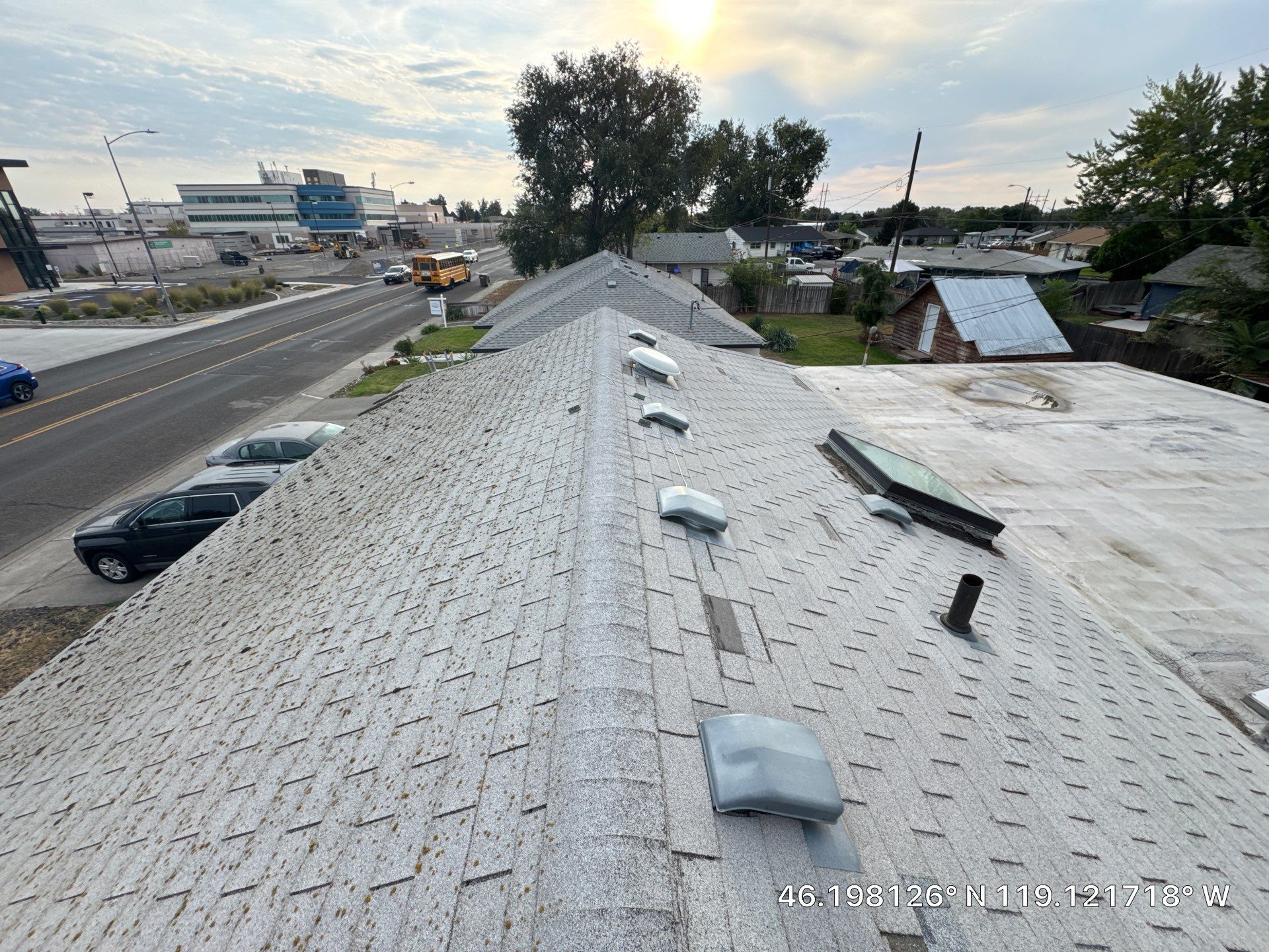 Residential Shingle and Flat Roof Replacement with Fascia Restoration in Kennewick by Alpine Roofing