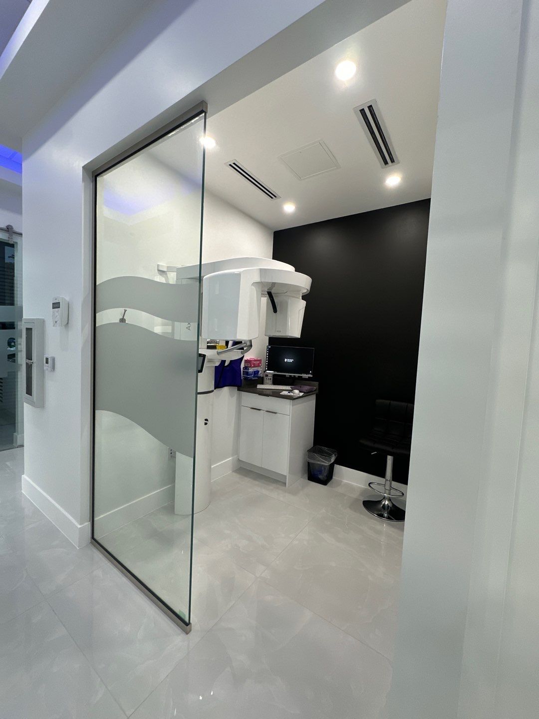 Nova Dental Studio by Ruiz Construction Inc