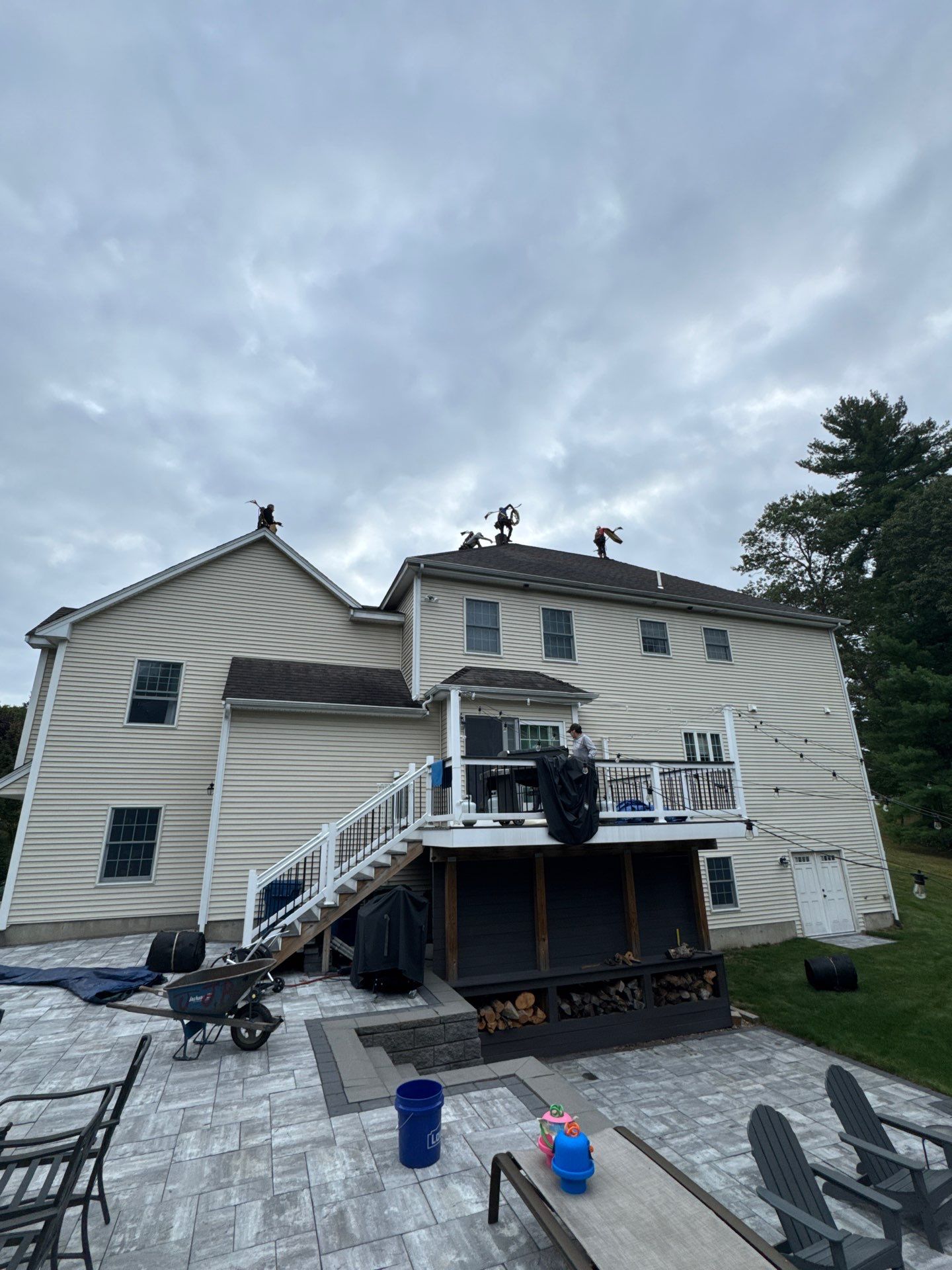 Complete Roof Replacement with Owens Corning TruDefinition Shingles by Mighty Dog Roofing of Greater Middlesex County