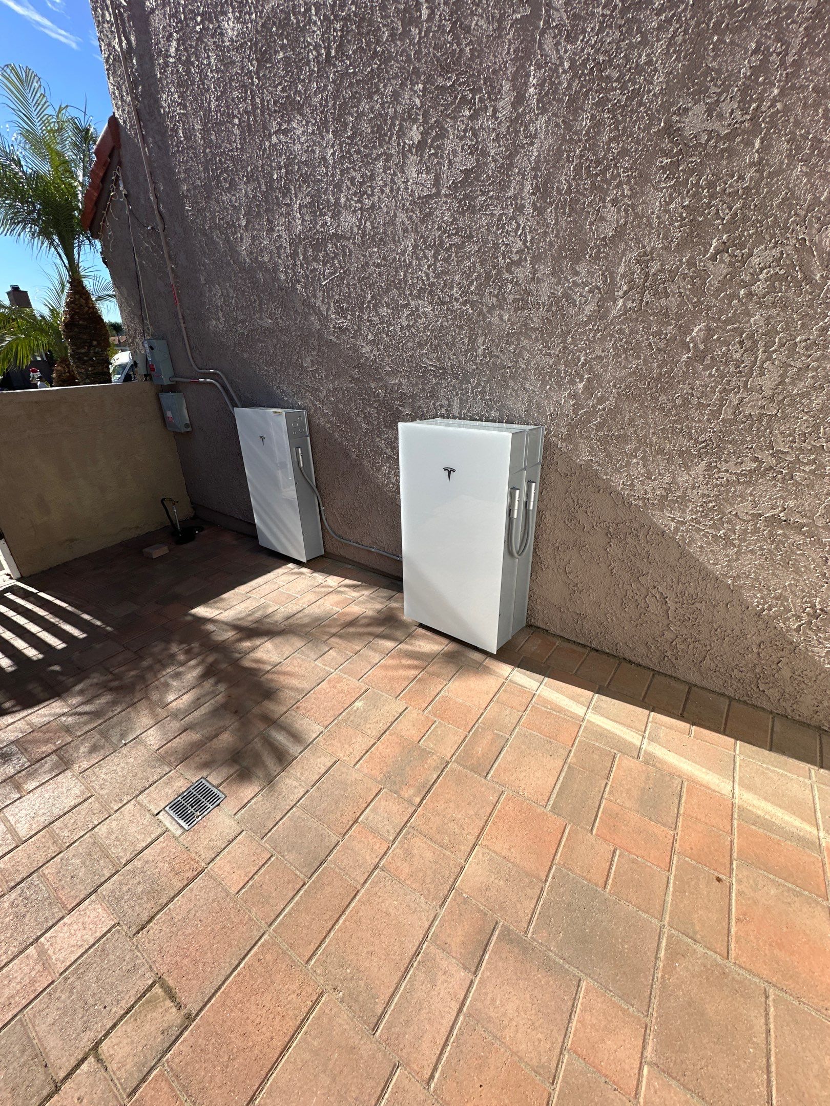 Moorpark Home Tesla Powerwall Installation by AWS Solar