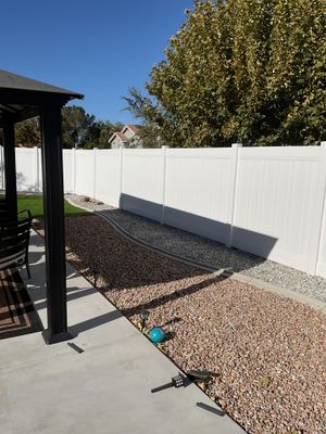 Fence Installation using Vinyl