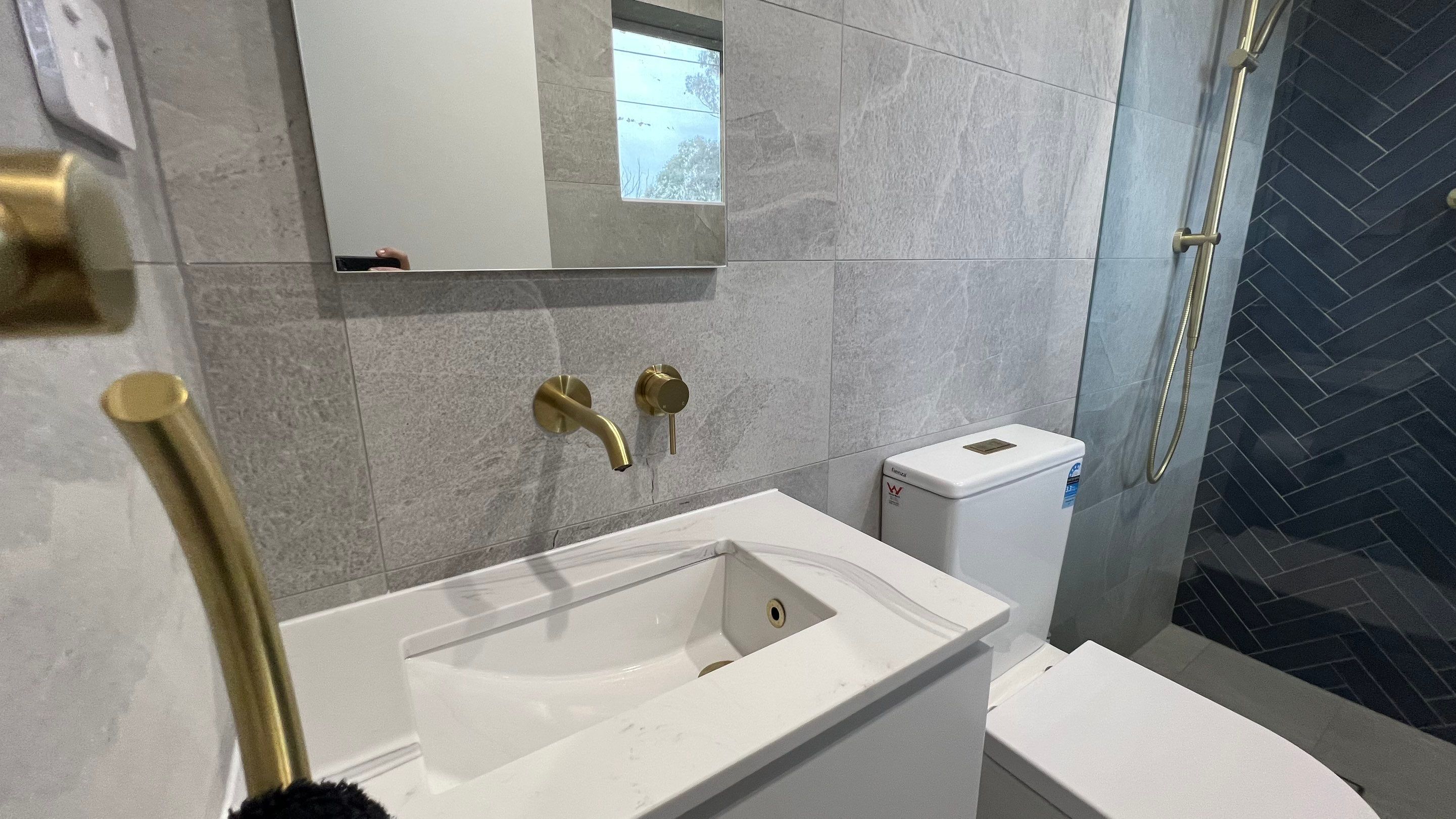 Small Ensuite Renovation by Re-seal Bathrooms