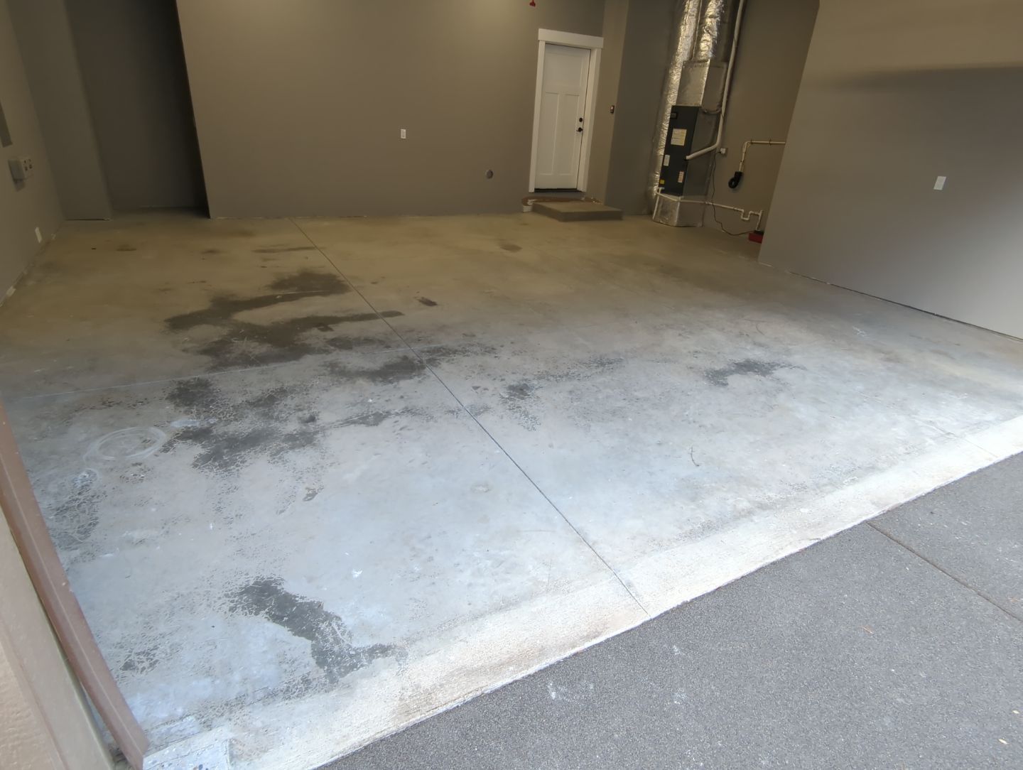 Garage Transformation using Shale Hybrid by Croc Coatings, LLC