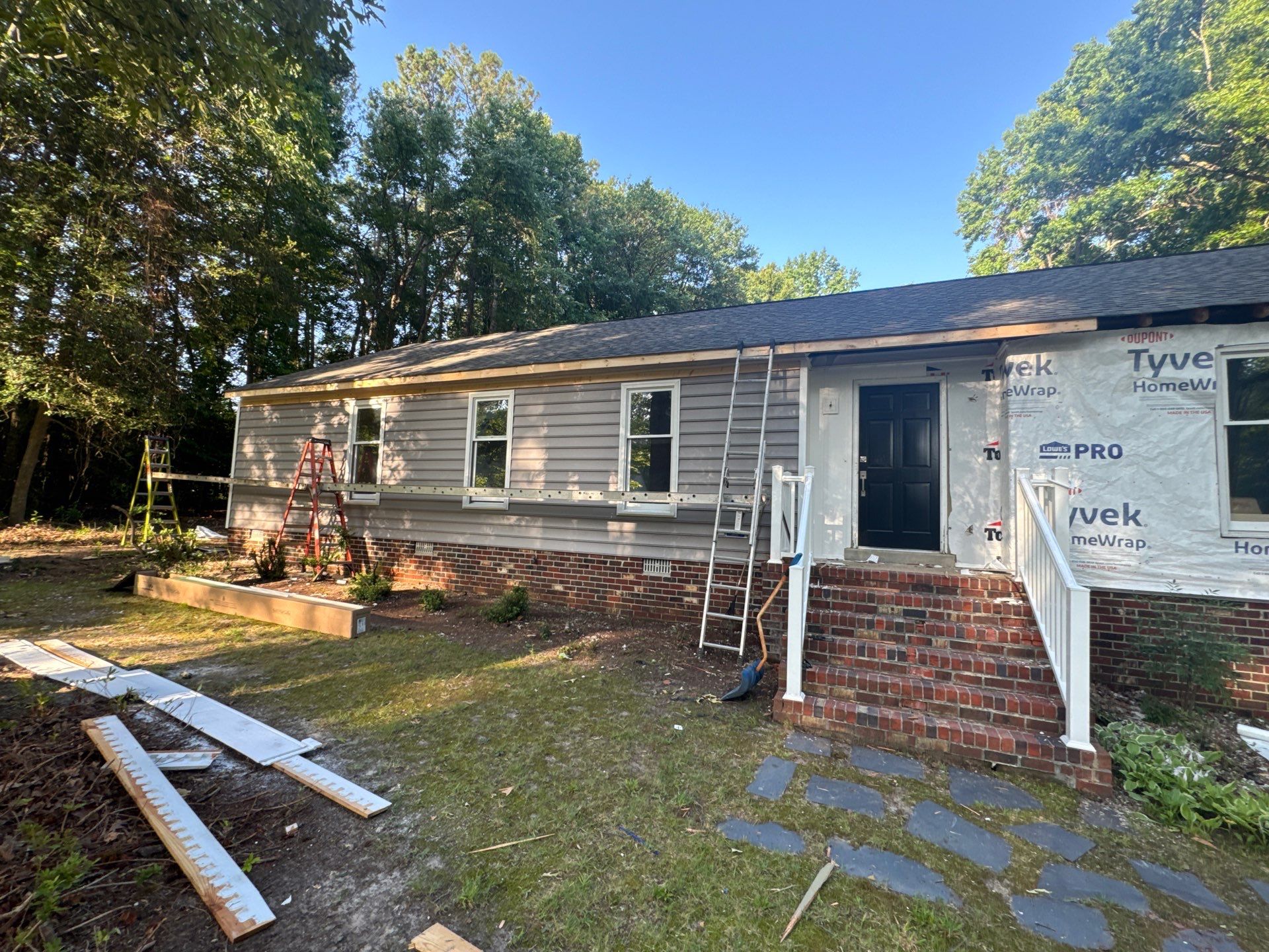 Siding Replacement and Structural Wood Rot Repairs in Mechanicsville by Cade Construction