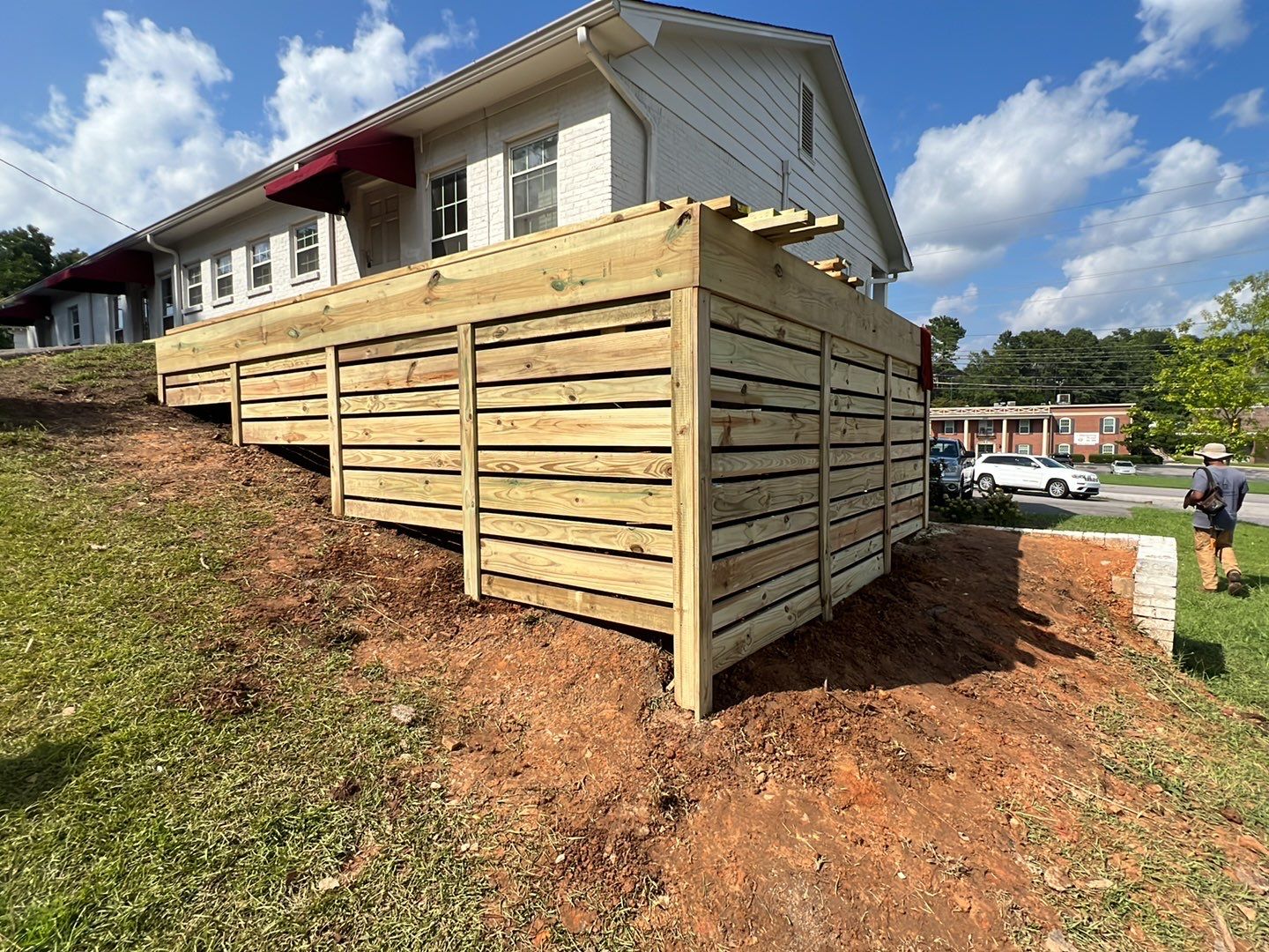 Independence Drive - Deck Installation   by Pillar and Pine