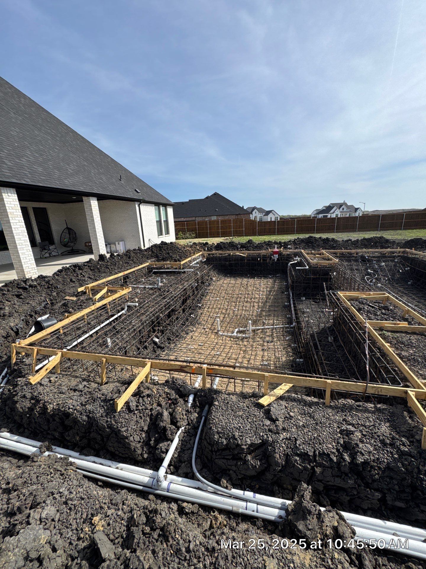 Modern Geometric with Sunken Pool Bar by Pinnacle Pools and Spas - DFW