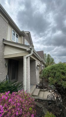 Turtle Shell gutter protection installation in Lombard, IL 60148, photograph 13
