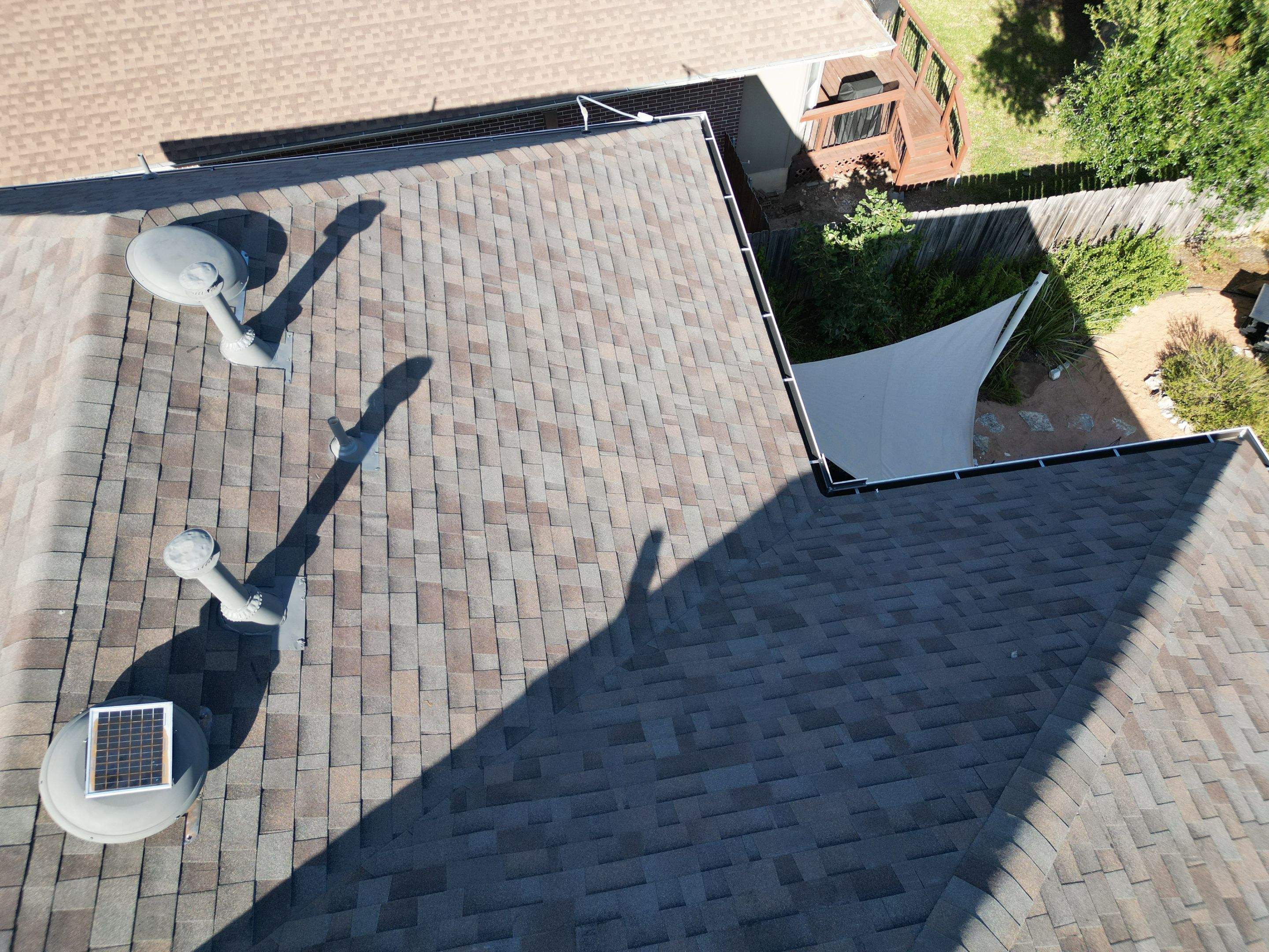 Natural Wood - Malarkey Highlander by RoofsOnly.com