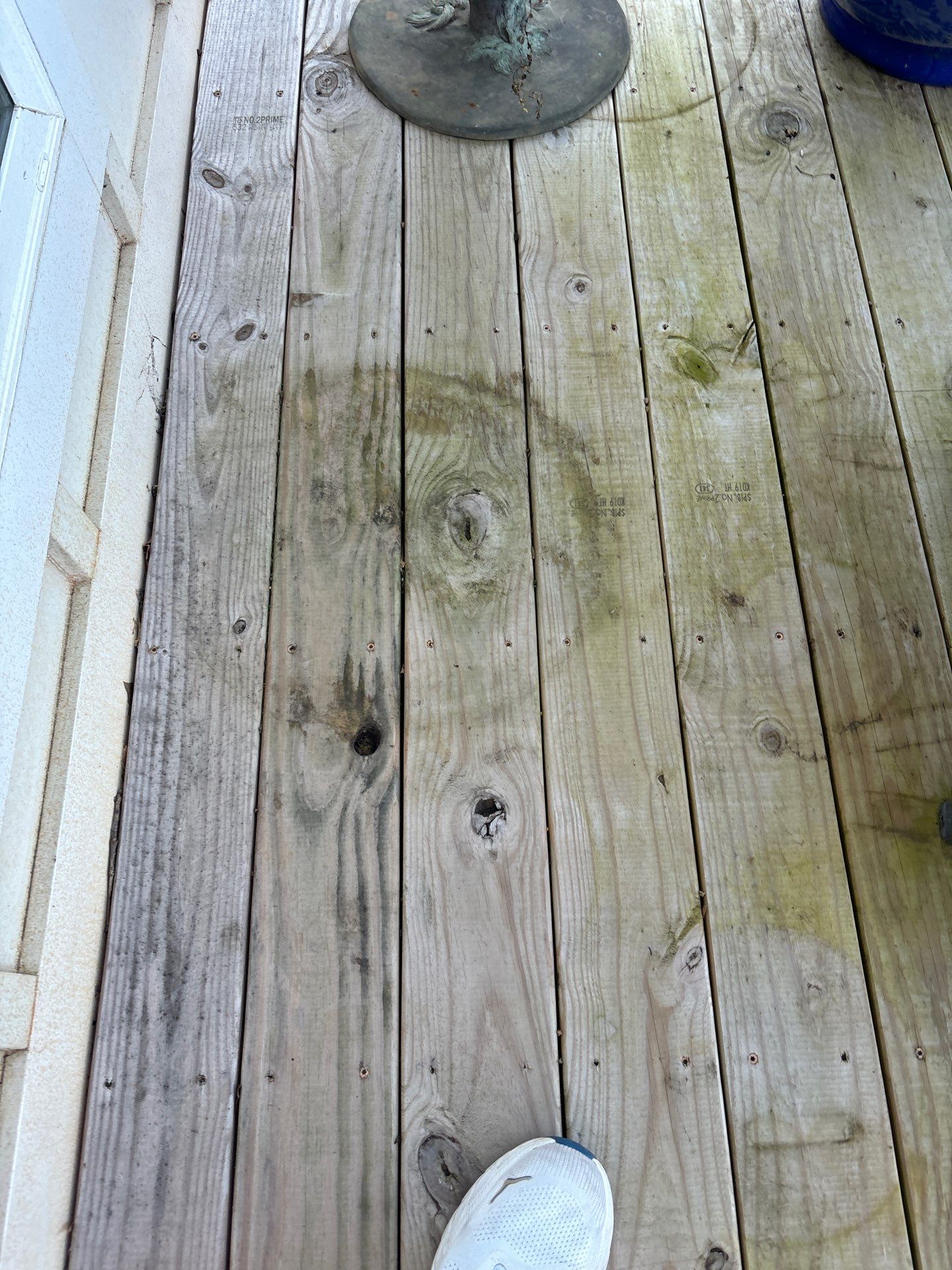 Weathered Deck using Wood Sealant by DuraSeal