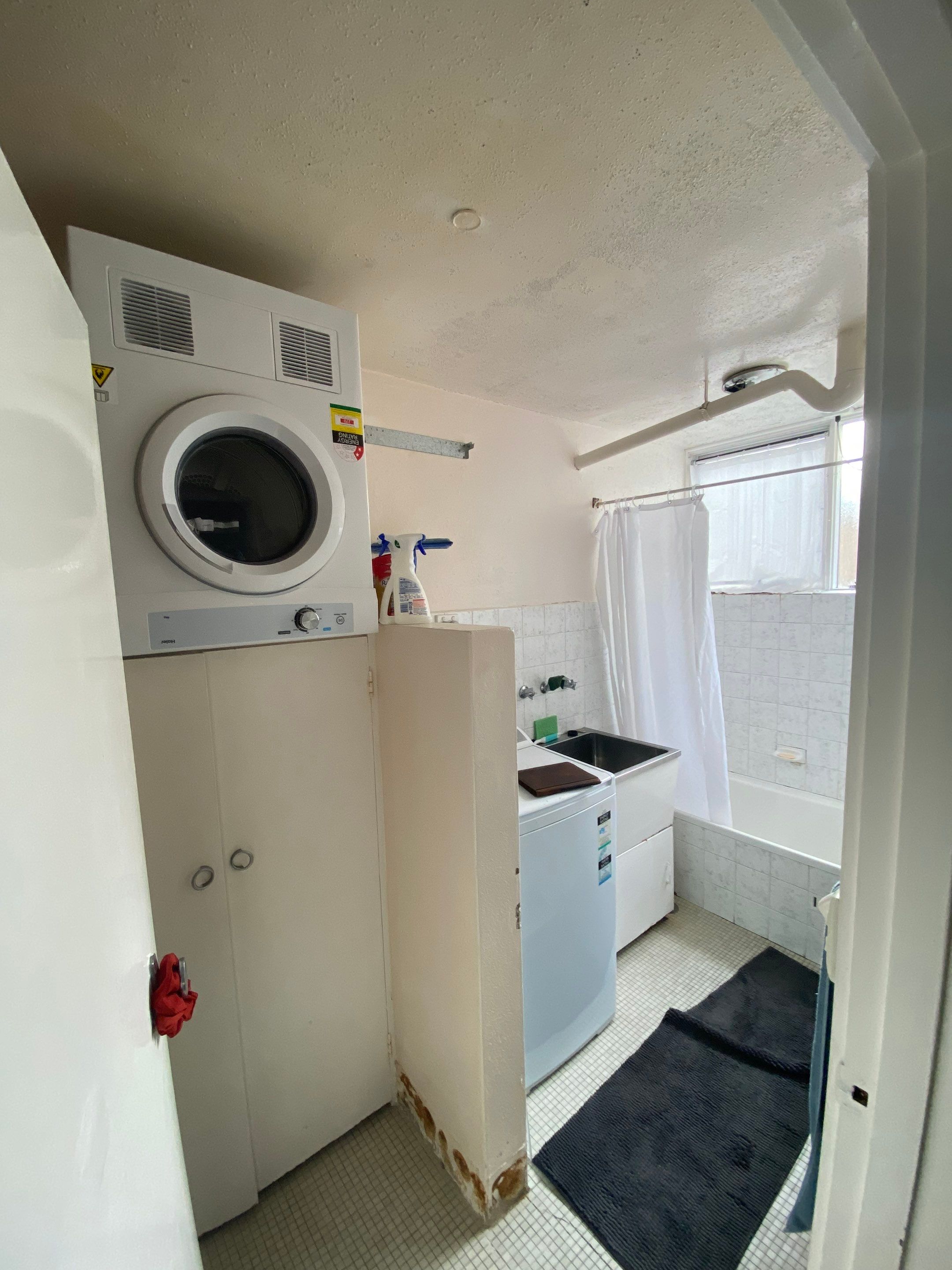 Bathroom/Laundry Renovation by Re-seal Bathrooms