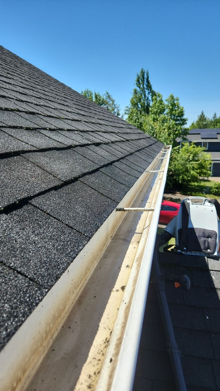 Interior and Exterior gutter clean and Roof Wash by Willamette Outdoor Wash LLC