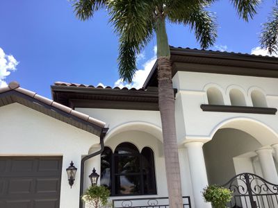 Stylish seamless gutters in Cape Coral FL