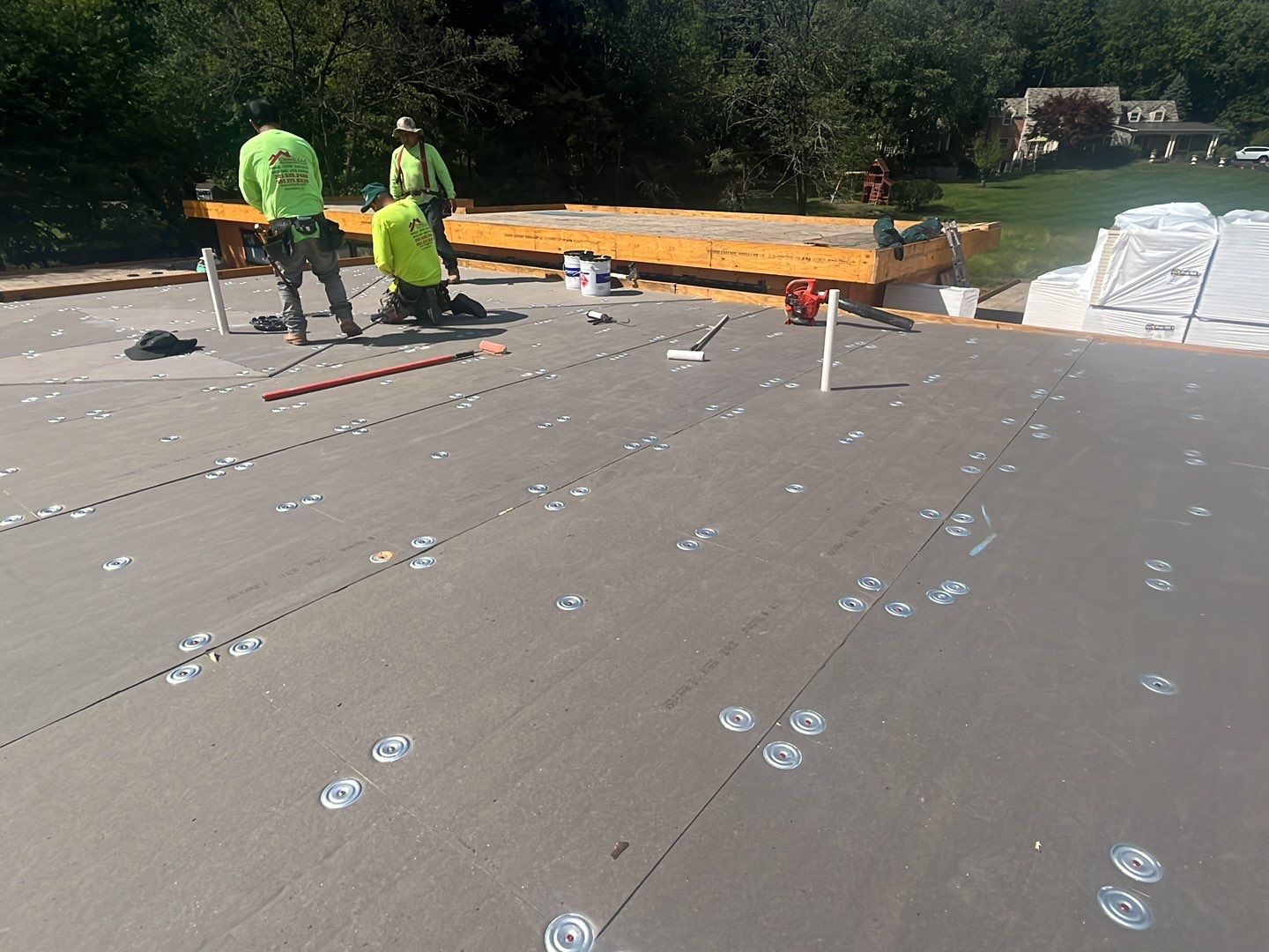 EPDM Roofing by CMNG LLC