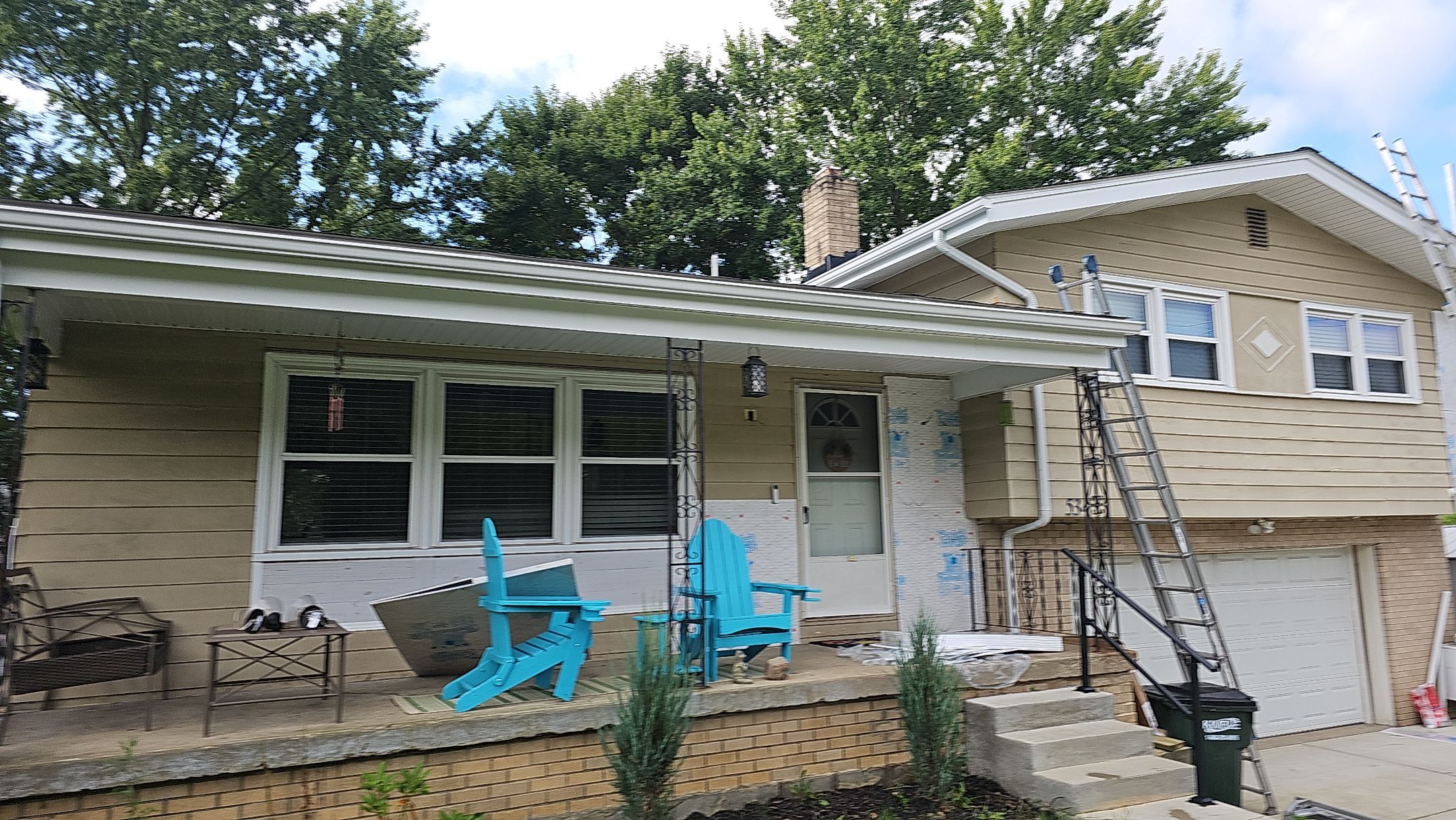 Polaris HomeView, Color: Coastal Sky by Eagle Eye Roofing