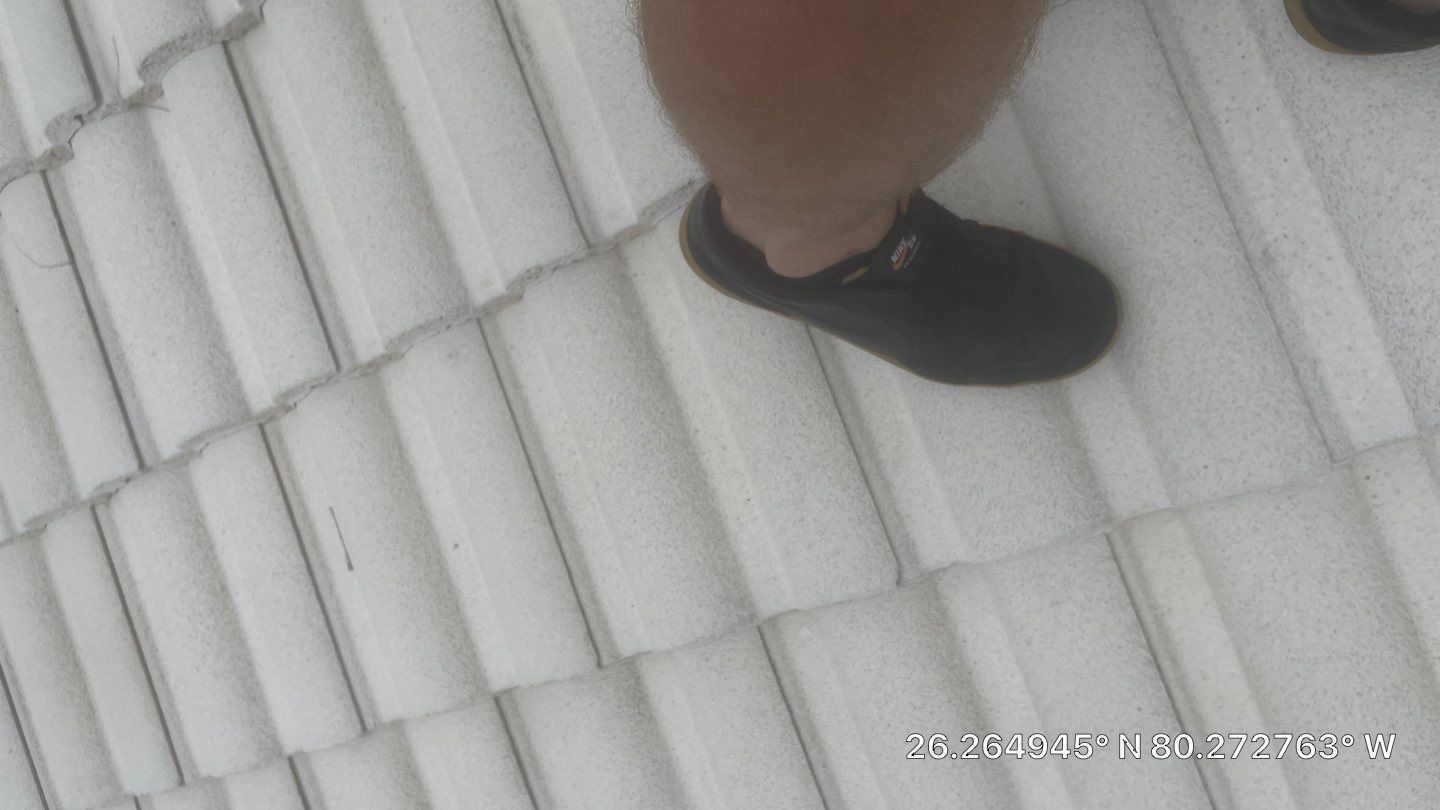 π Customer Spotlight: Lee M. (Black Boater) β Aastro Roofing Delivers Exceptional Service Again! π by Aastro Roofing