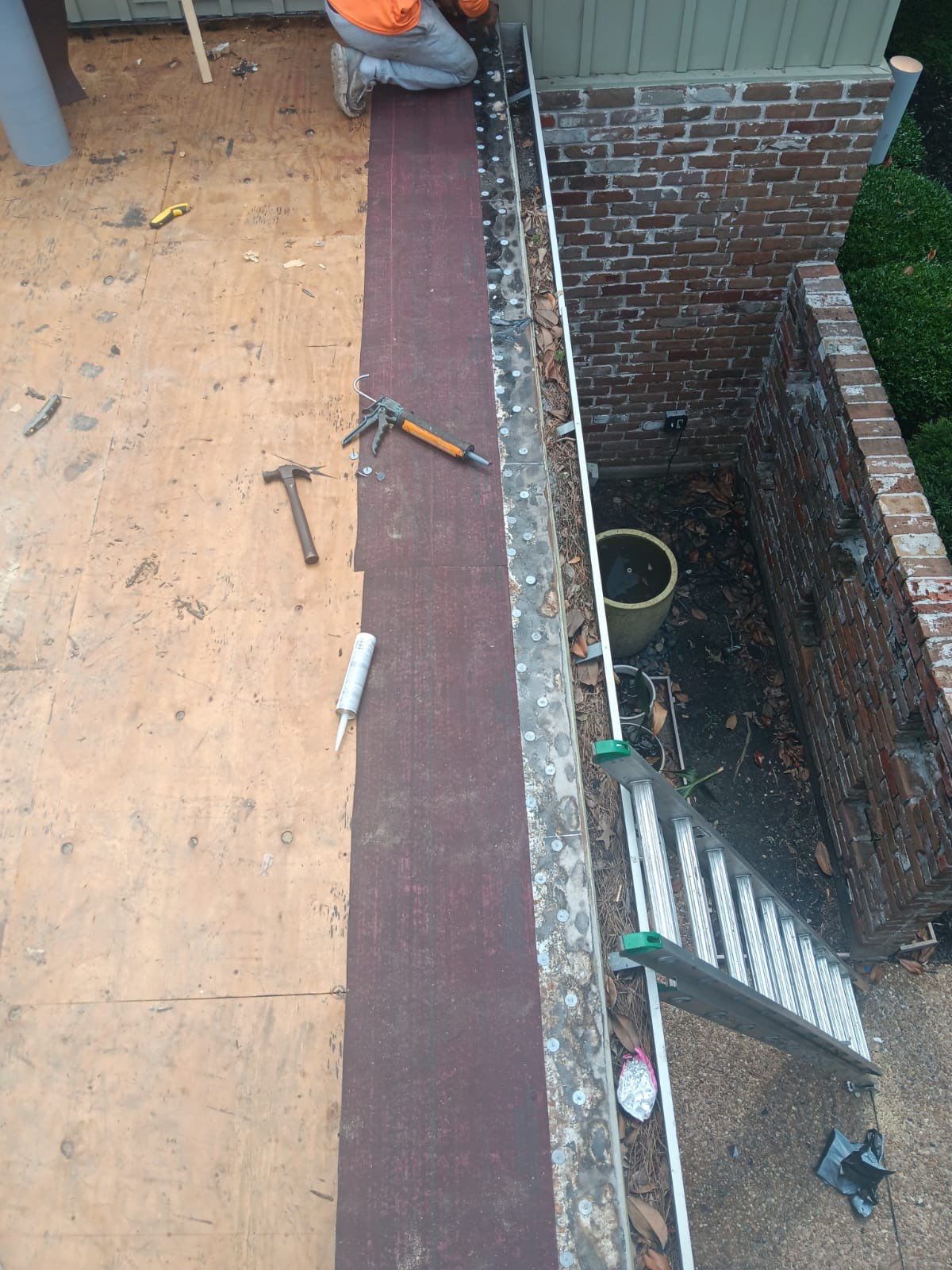 Residential Roofing Repair using Owen's Corning Duration (Lifetime) Shingles by Roof Repair Company