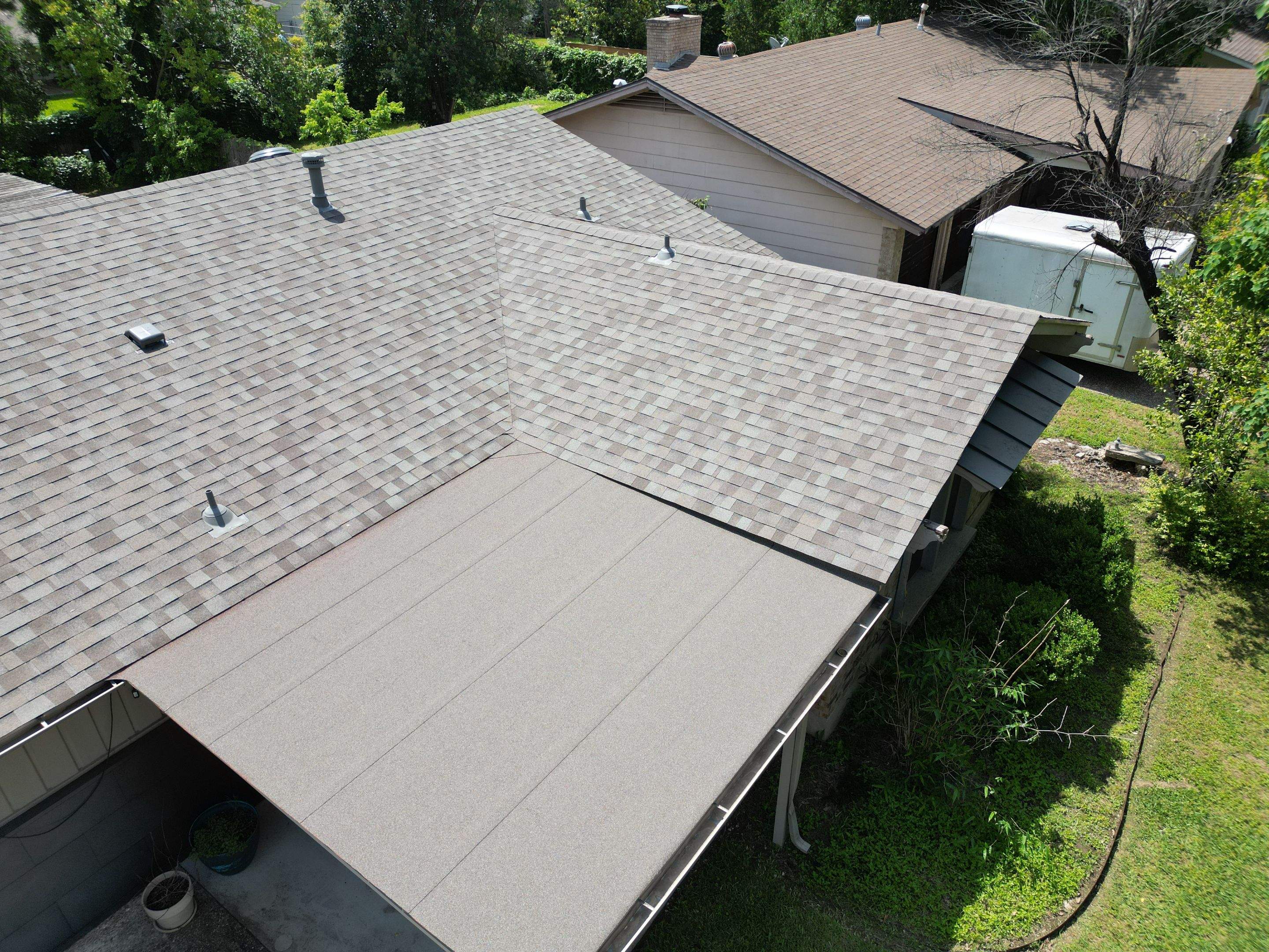 Driftwood - Owens Corning TruDefinition Duration by RoofsOnly.com