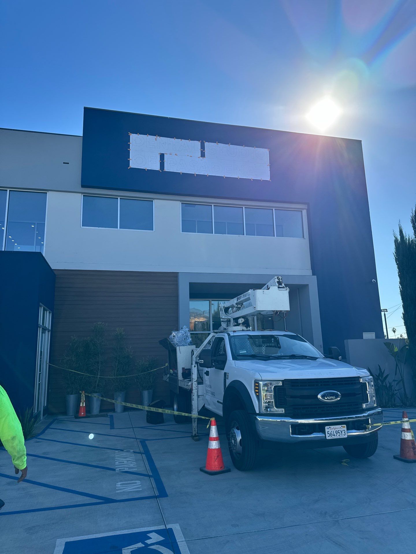 Project in Pasadena by Golden State Signs