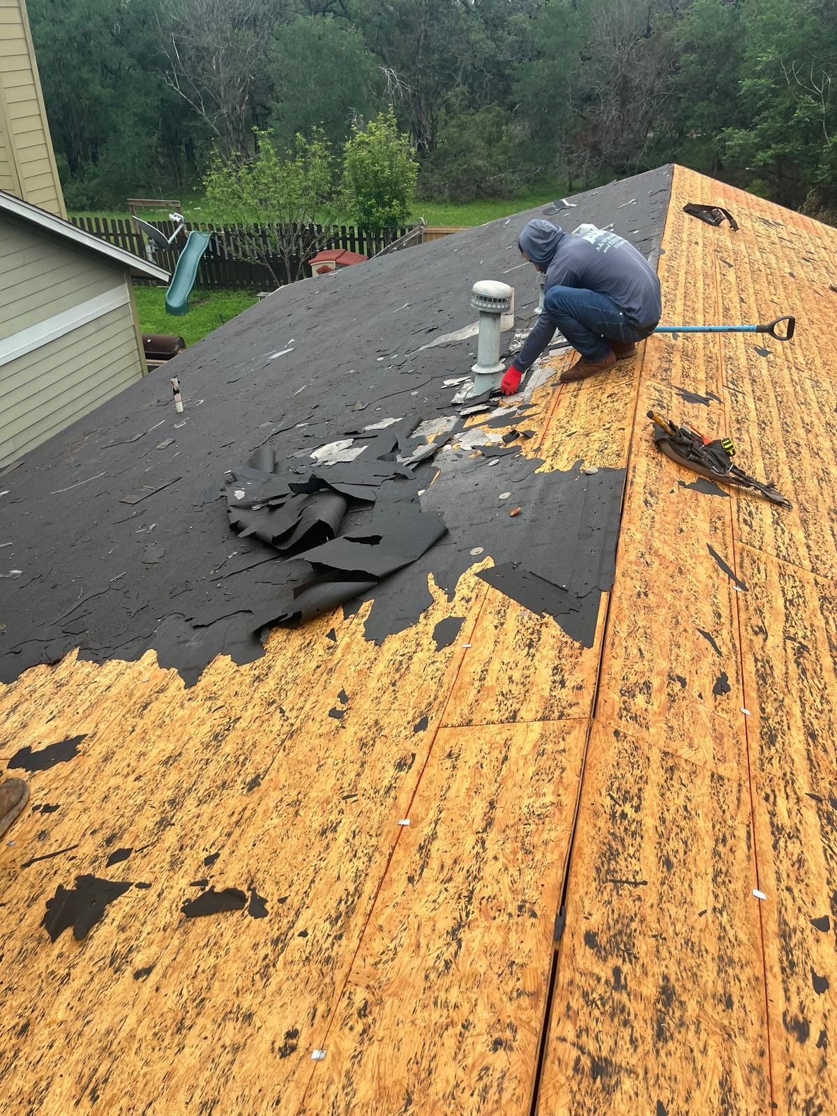 Charcoal - GAF Timberline HDZ by RoofsOnly.com