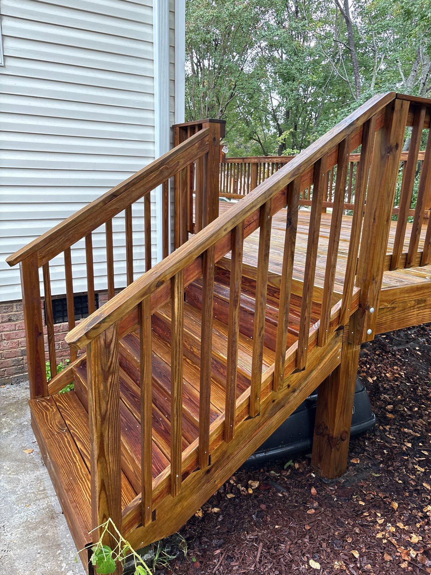 Wood Deck using Wood Sealant by DuraSeal