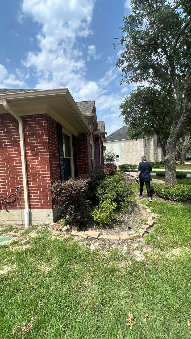 Thirsty Yard to Lush Lawn: Major Sprinkler Overhaul for Mrs. Padovani! 💧🌱 by Texas Urban Elements