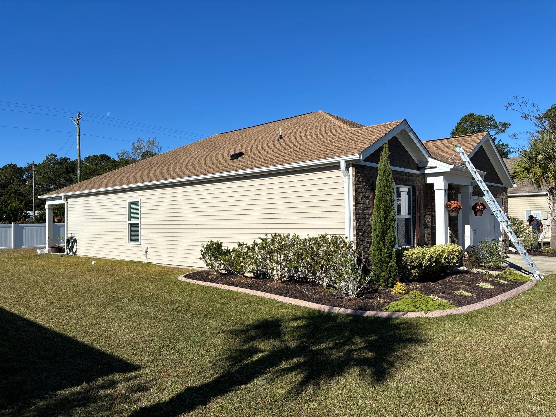 GAF HDZ - Shakewood by Linta Roofing Inc
