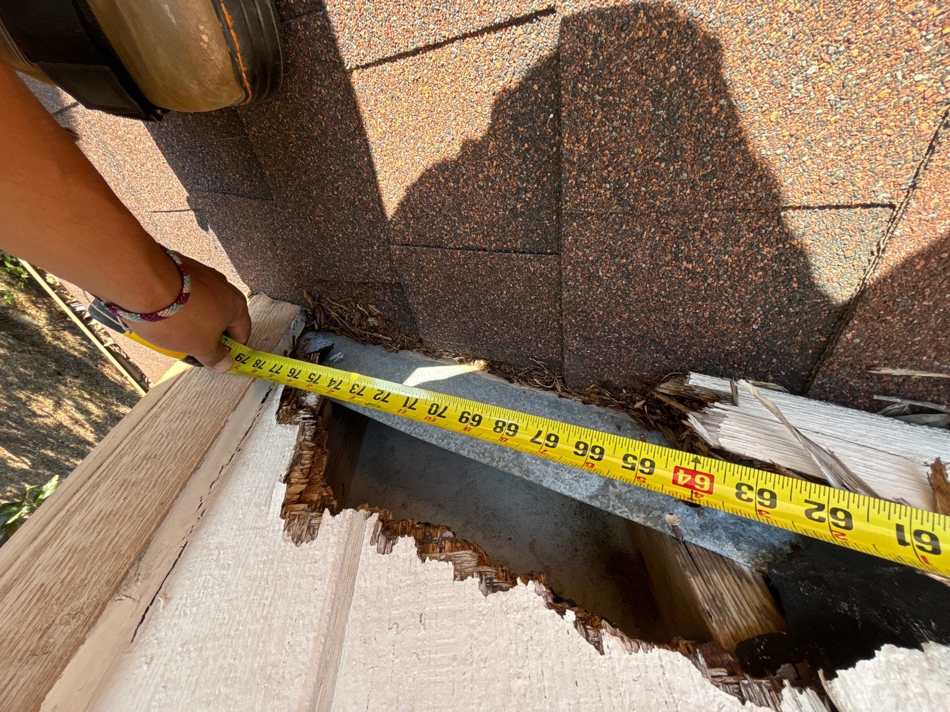 Siding Repair 78250 | Roof Repair | San Antonio Roofer by Rox Roofing