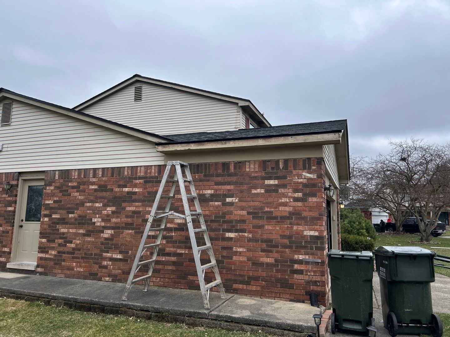 Roof Replacement using CertainTeed Landmark by 180 Contractors