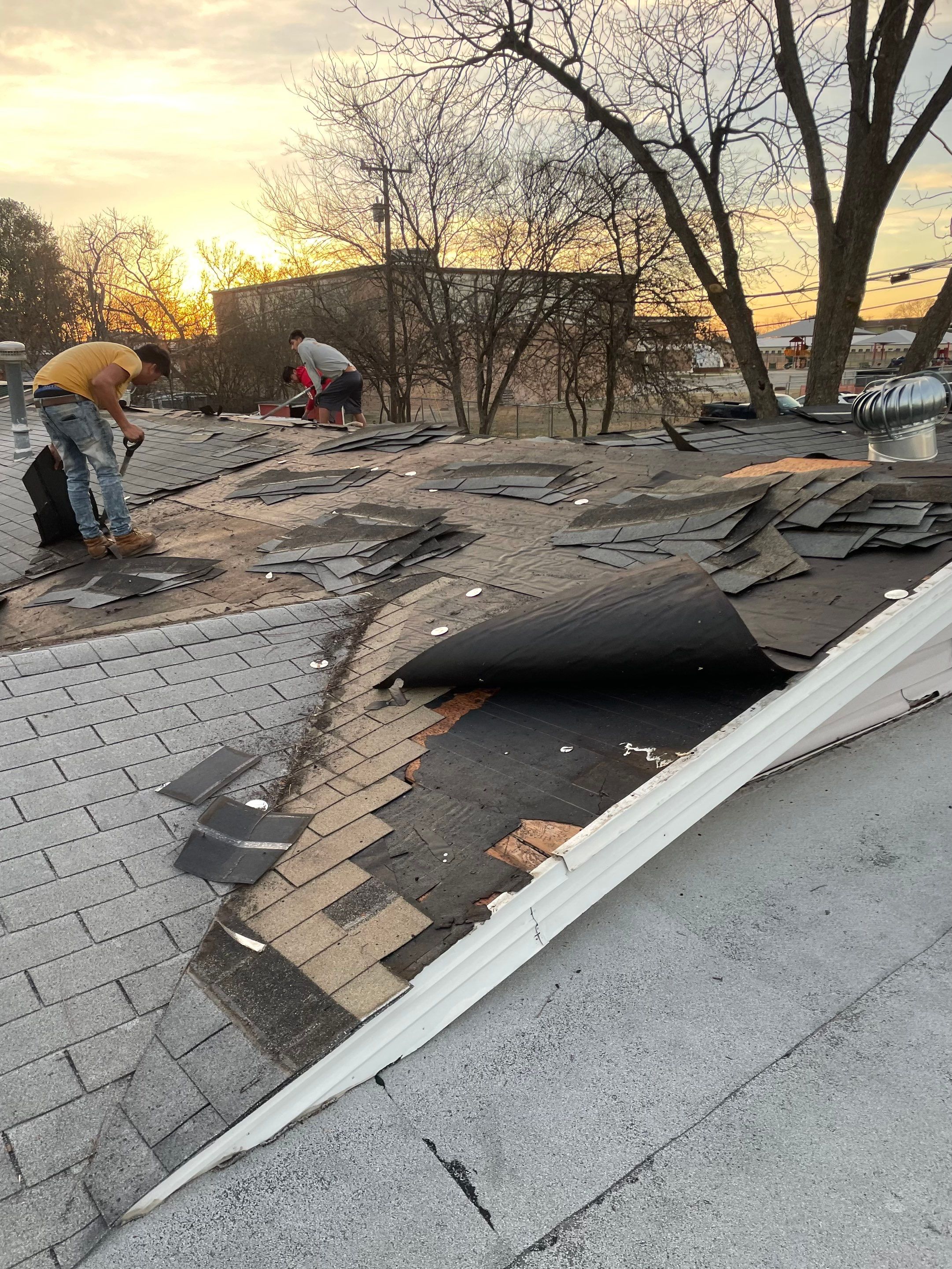 Sierra Gray Shingles by Reimagine Roofing