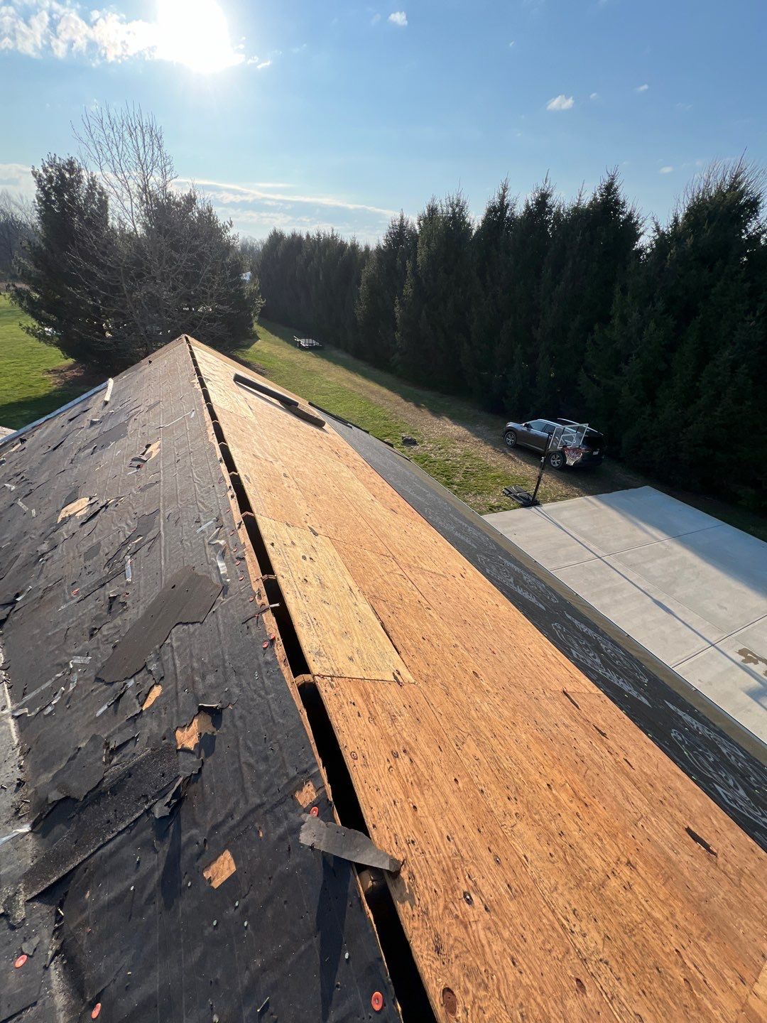 Residential Roofing Installation using Williamsburg Grey Duration Shingles by WIW Enterprises Inc