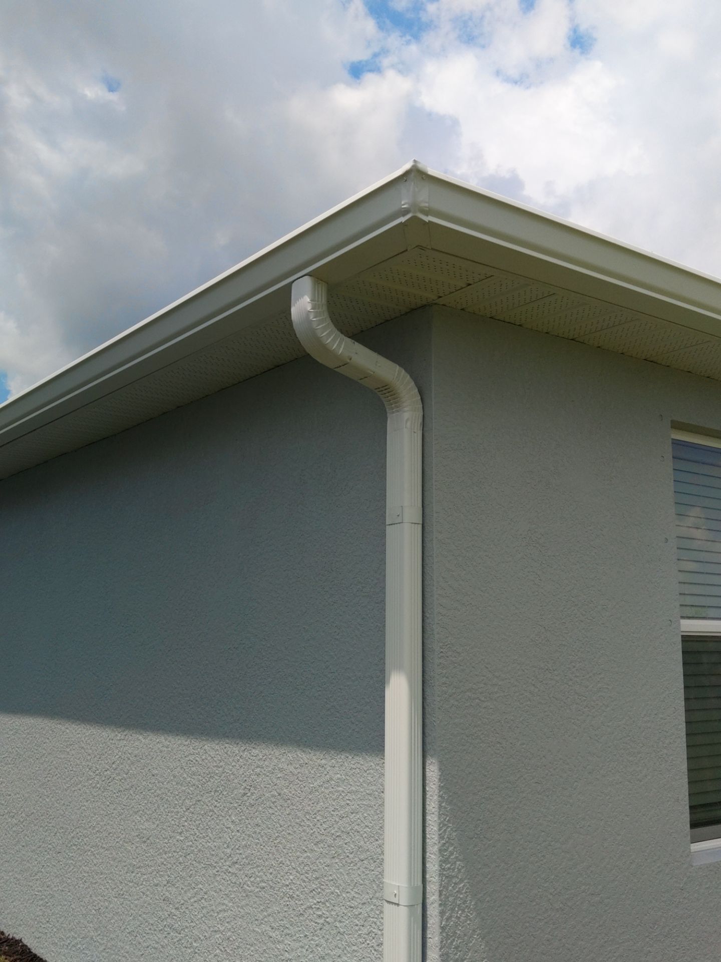 White Seamless Gutters for Beachfront Homes  by Gutter Professors